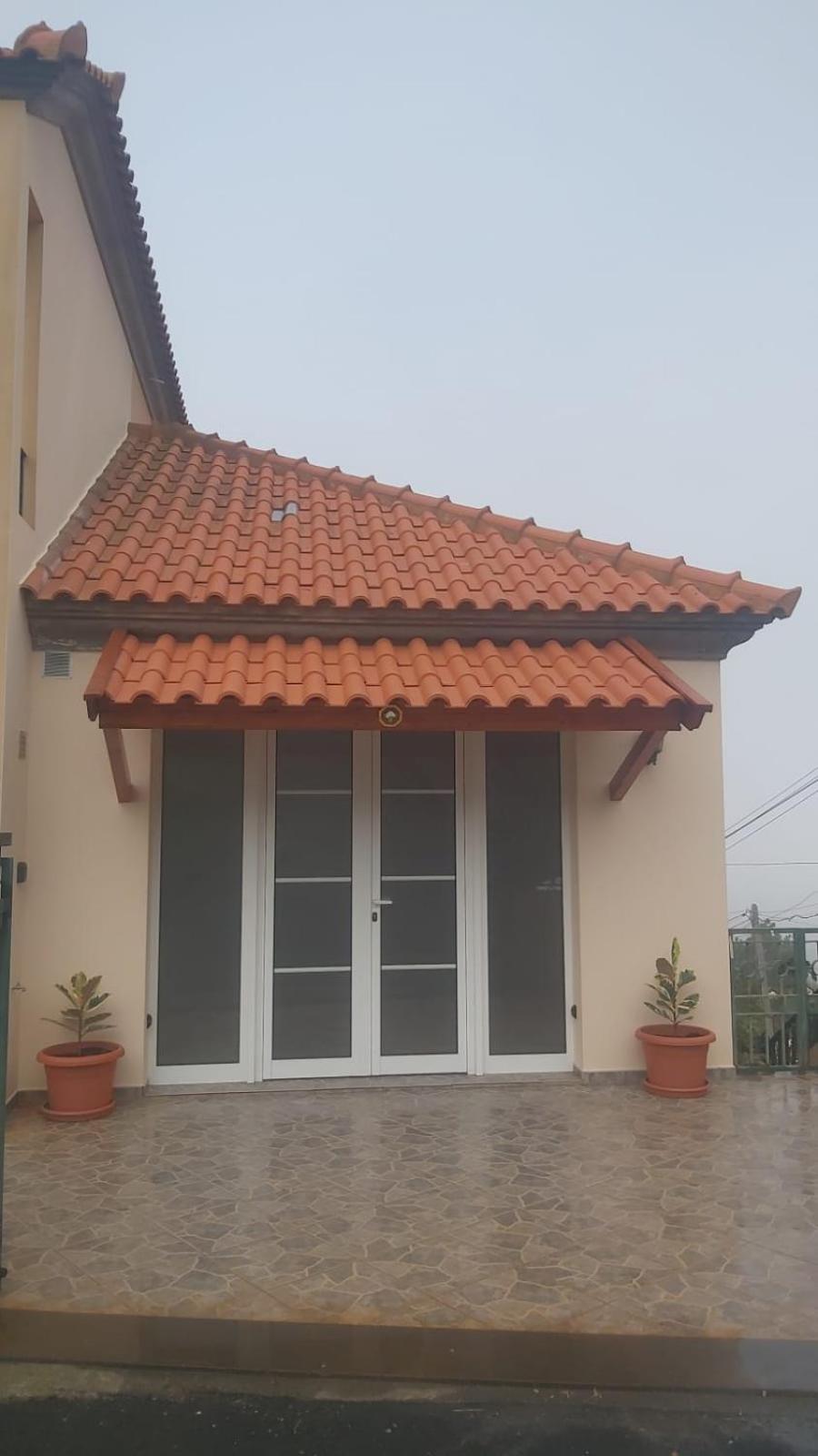 One-Bedroom House photo 1
