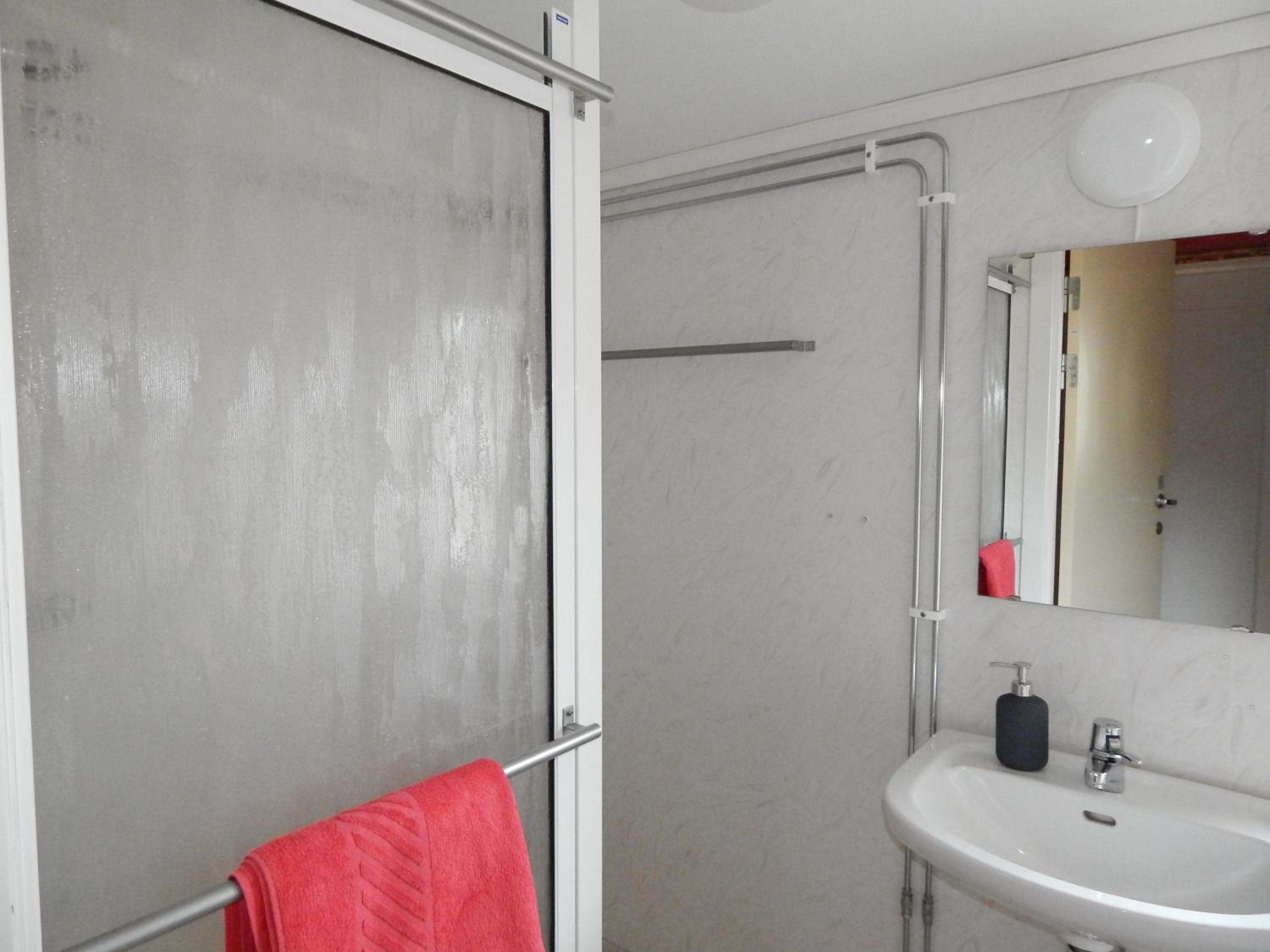 One-Bedroom Apartment - Photo 8