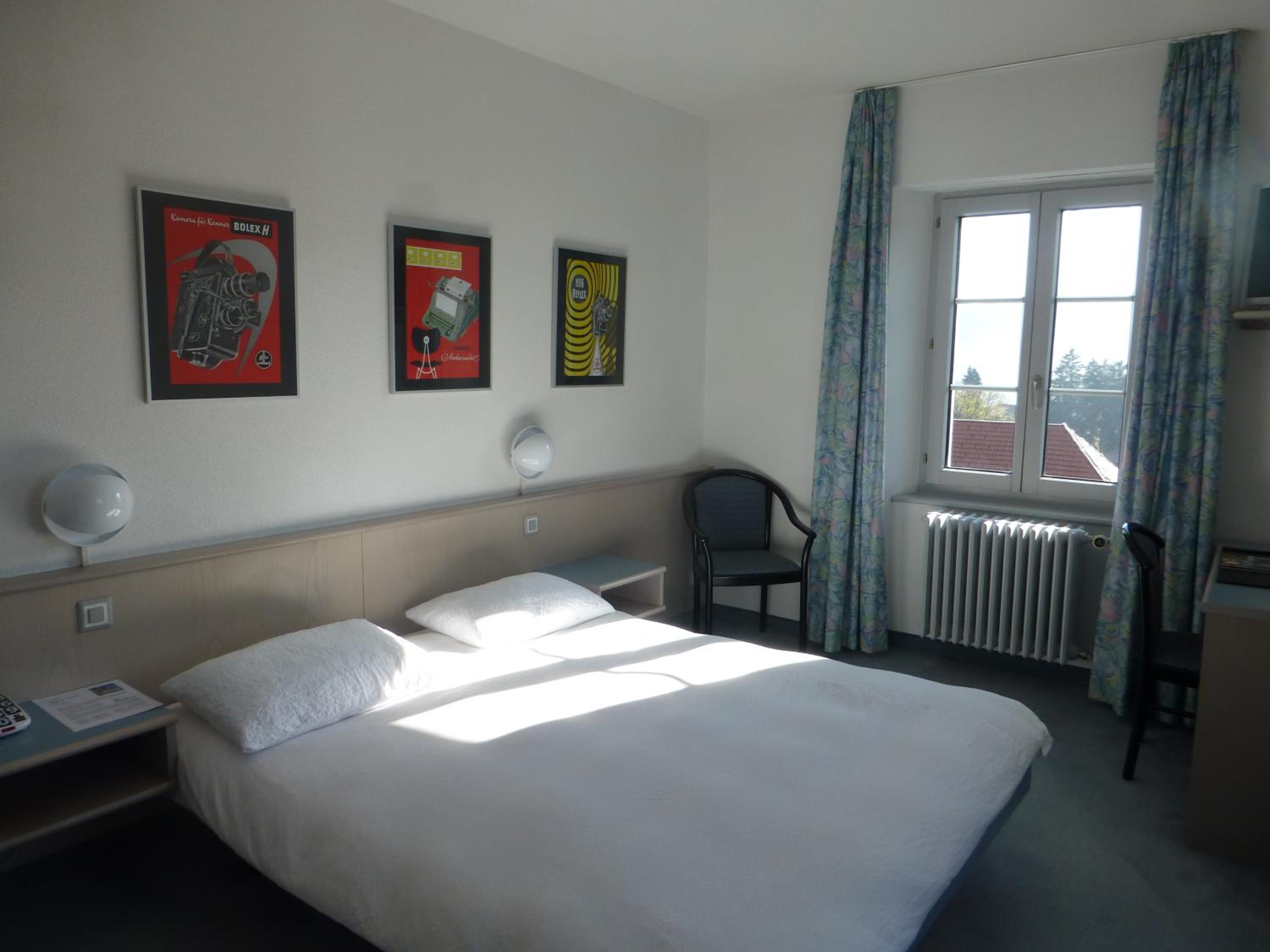 Double Room - Photo 9