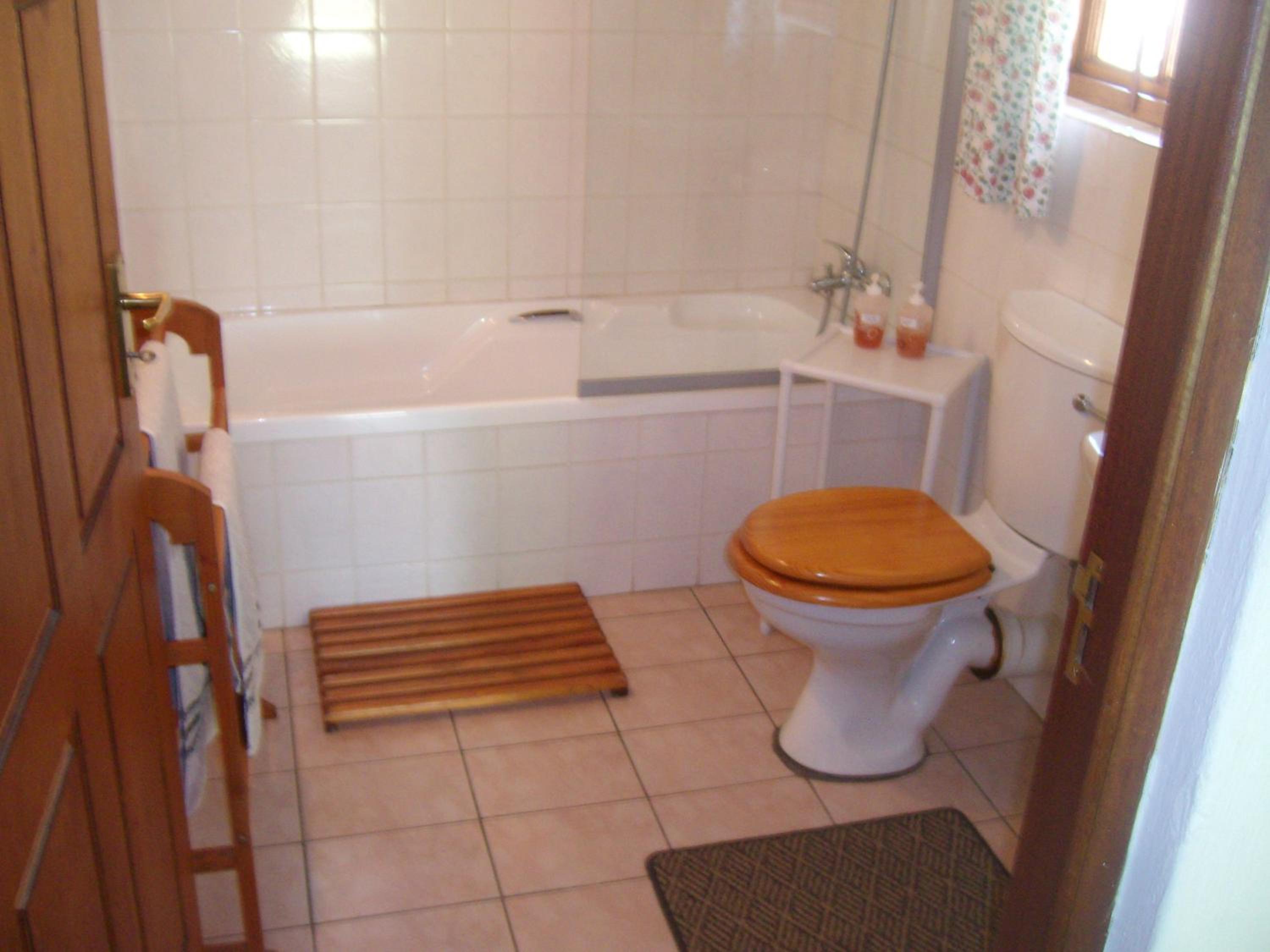 Standard Double or Twin Room photo 3