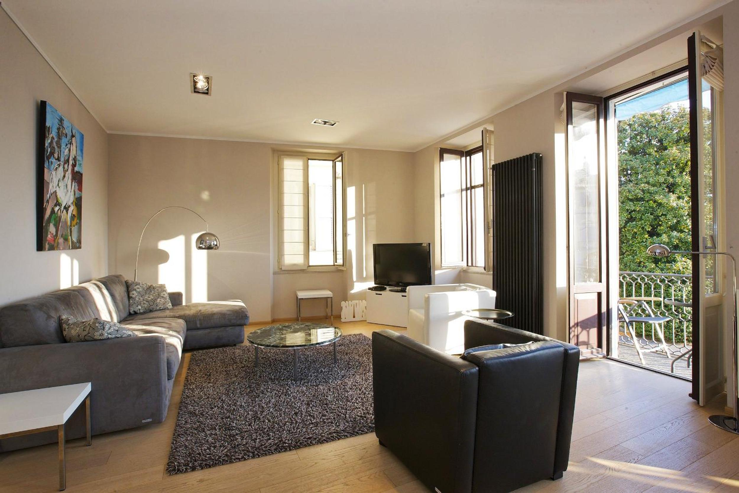 Deluxe Apartment