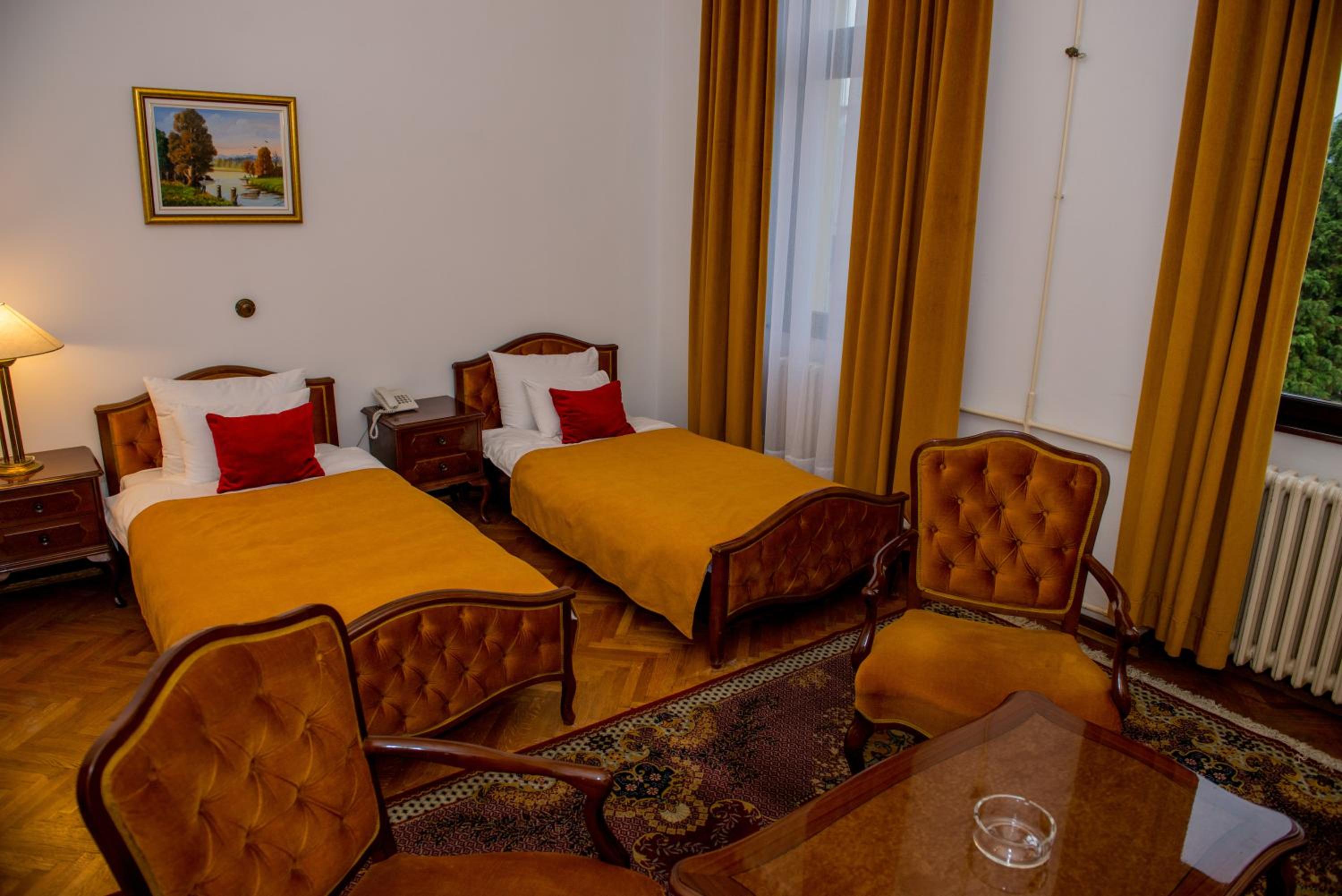 Single Room photo 2