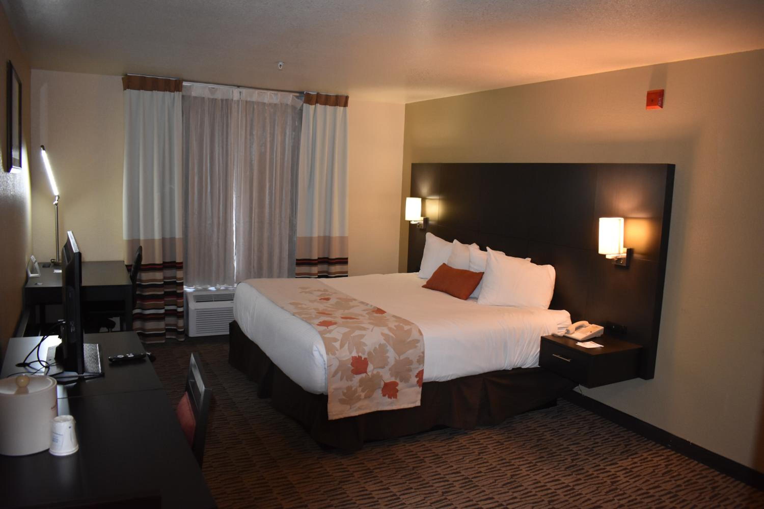 King Room - Mobility Access/Non-Smoking - Photo 4