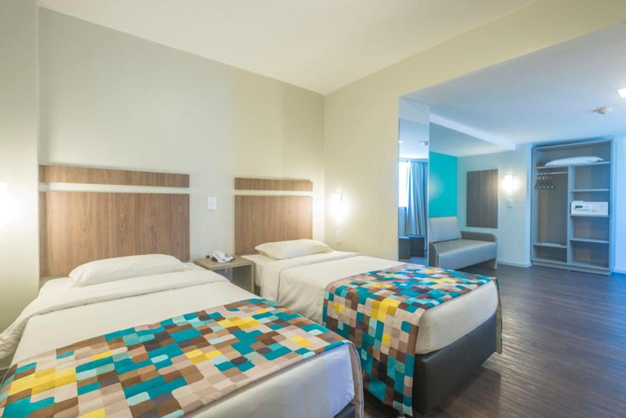 Classic Twin Room - Photo 2