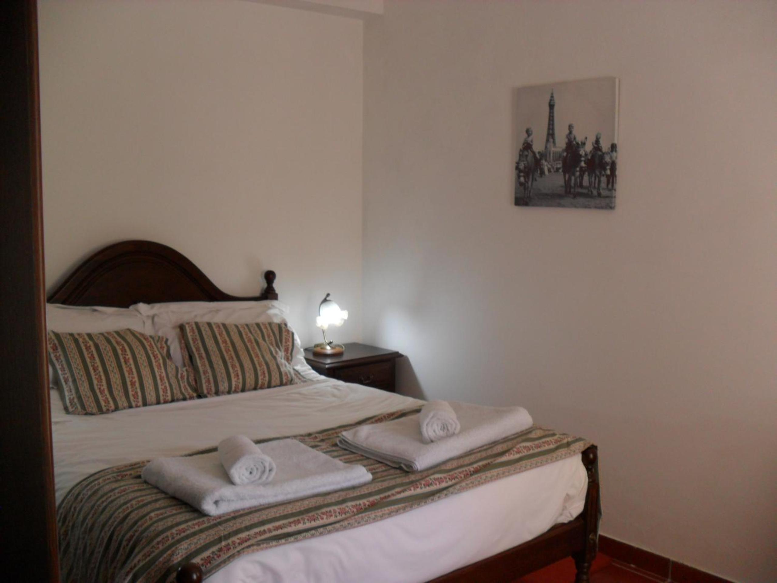 Double Room - Disability Access photo 3