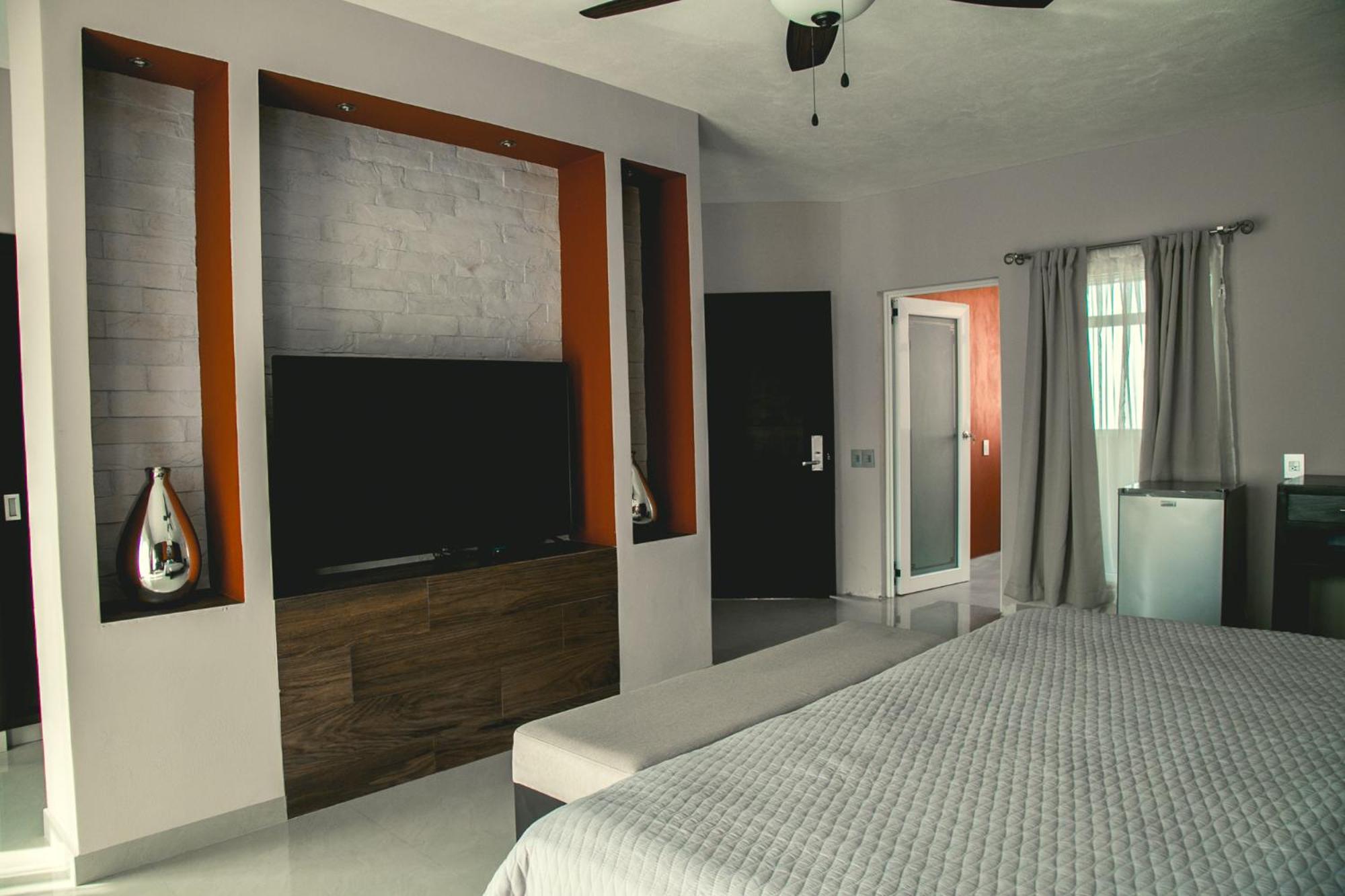Deluxe Suite photo 3