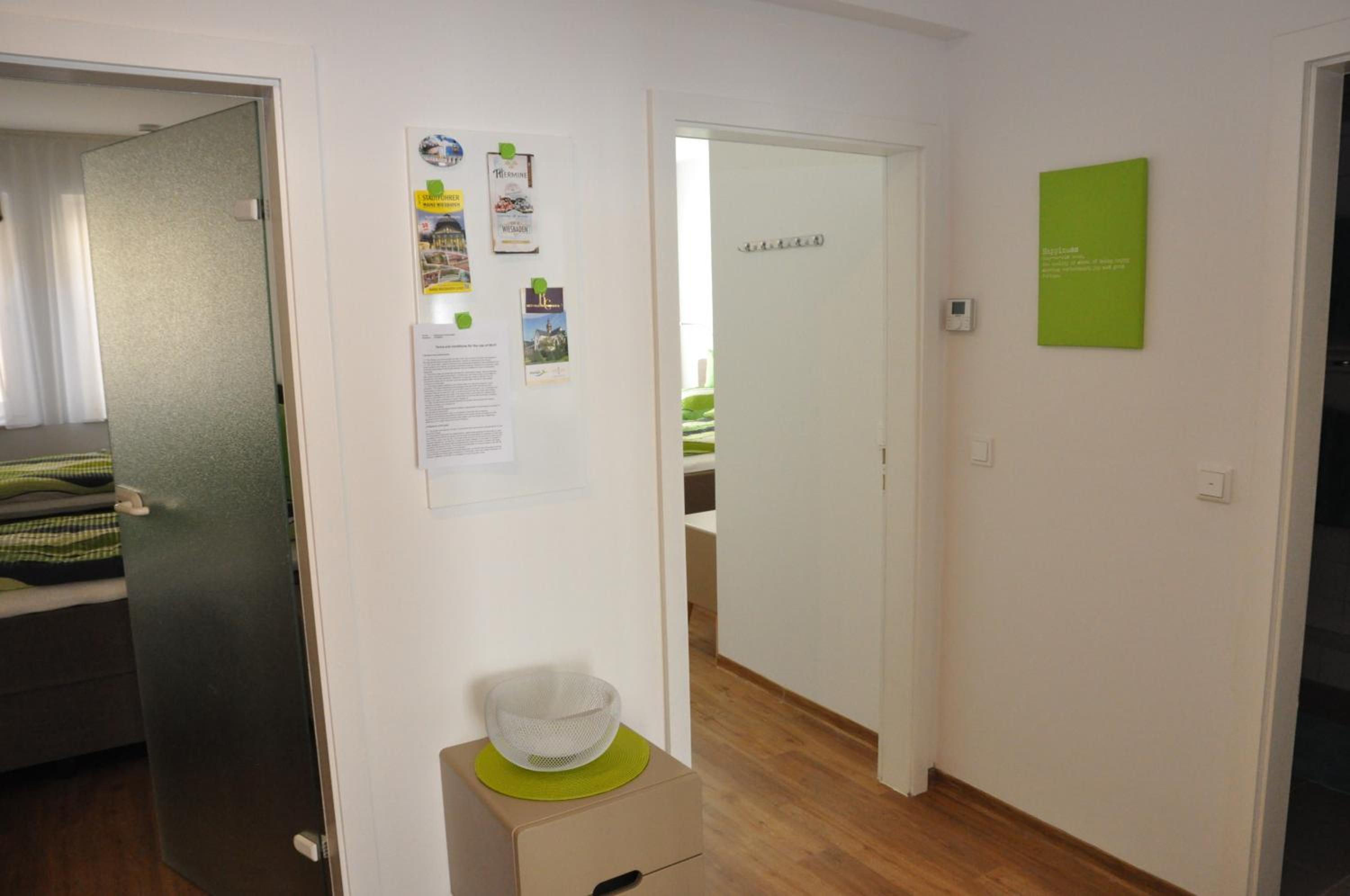 Apartment photo 3