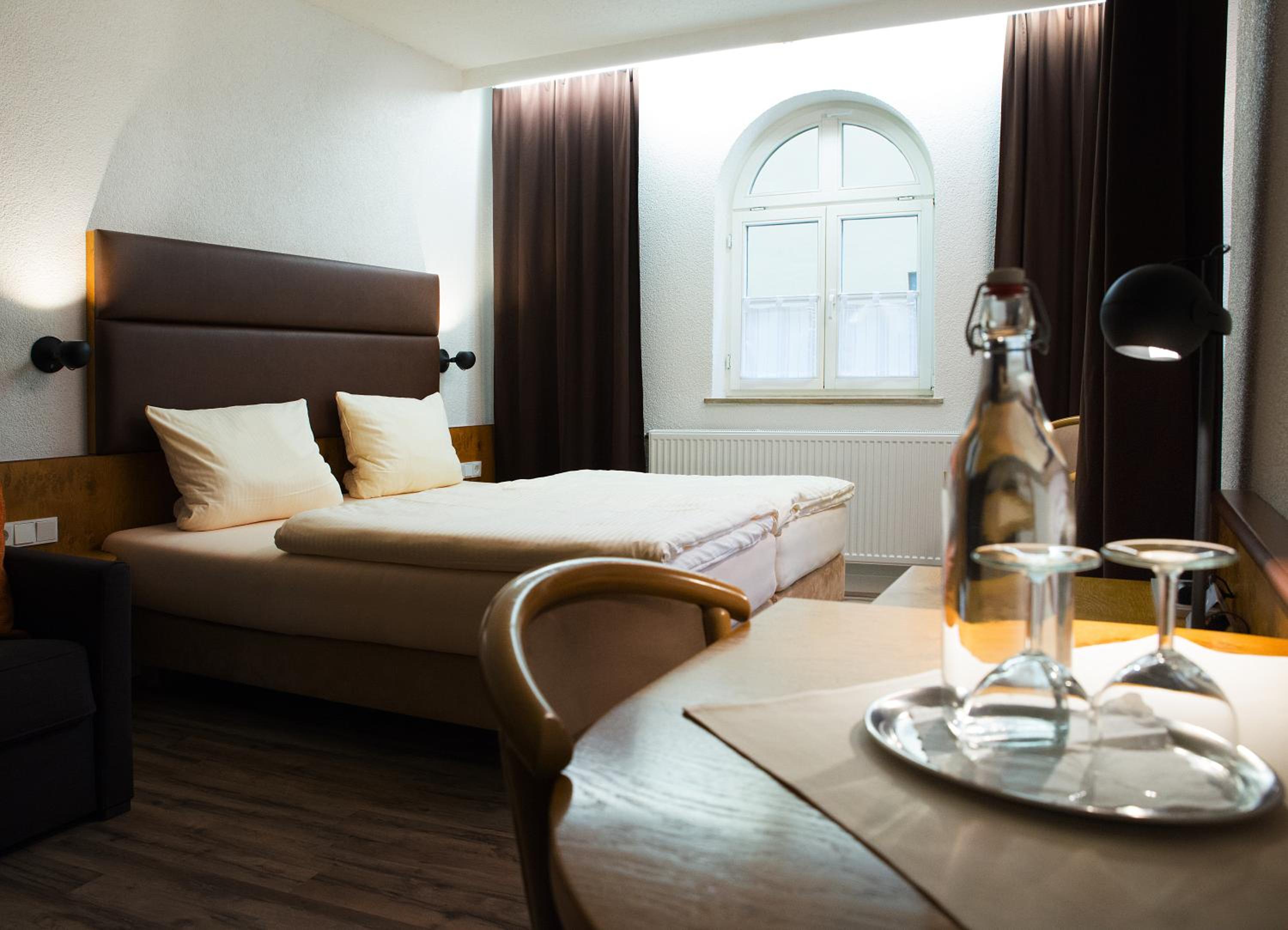 Double Room - Photo 6