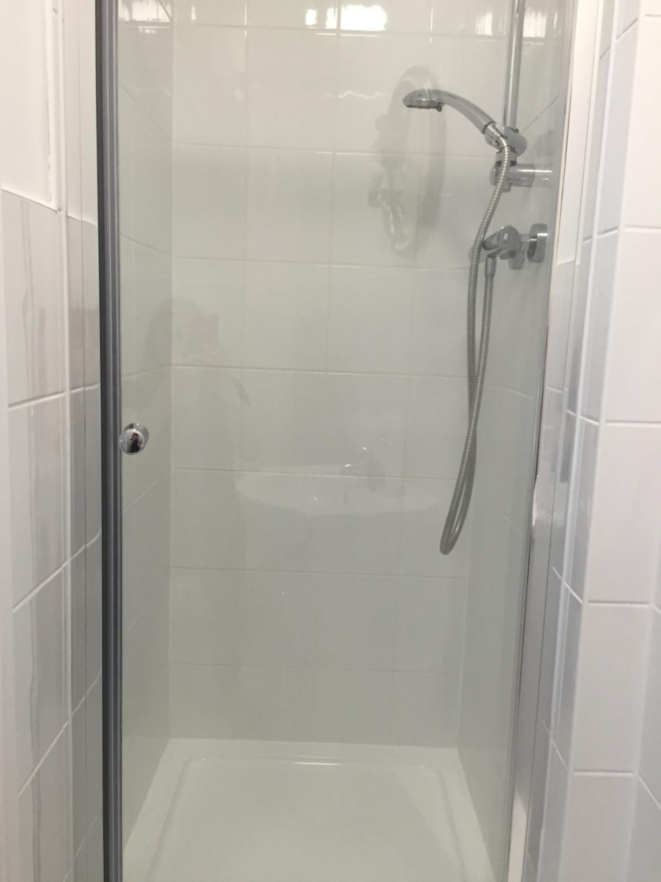 Deluxe Double En-Suite with Sea View photo 3