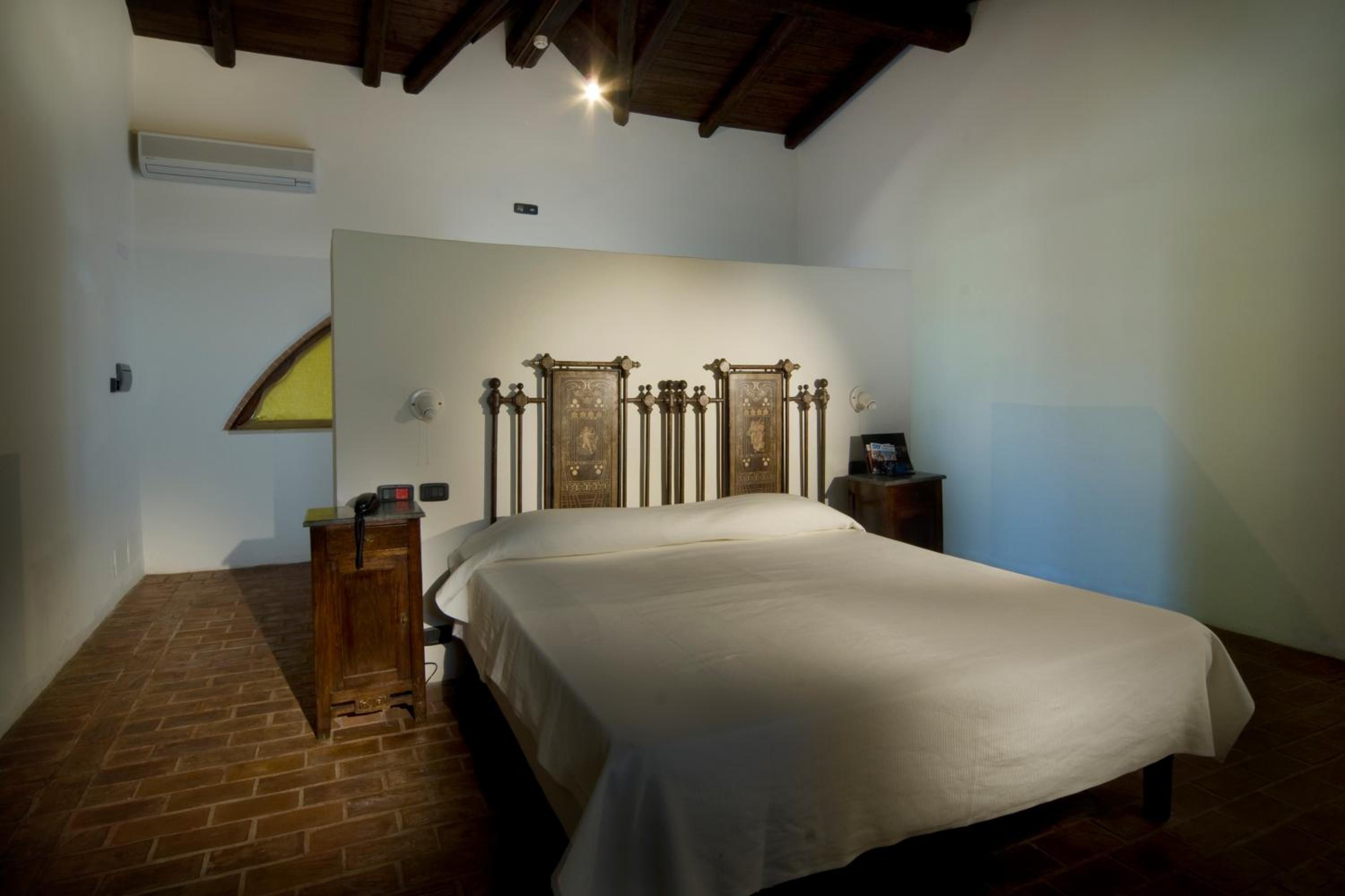 Junior Suite - Separate Building - Photo 1