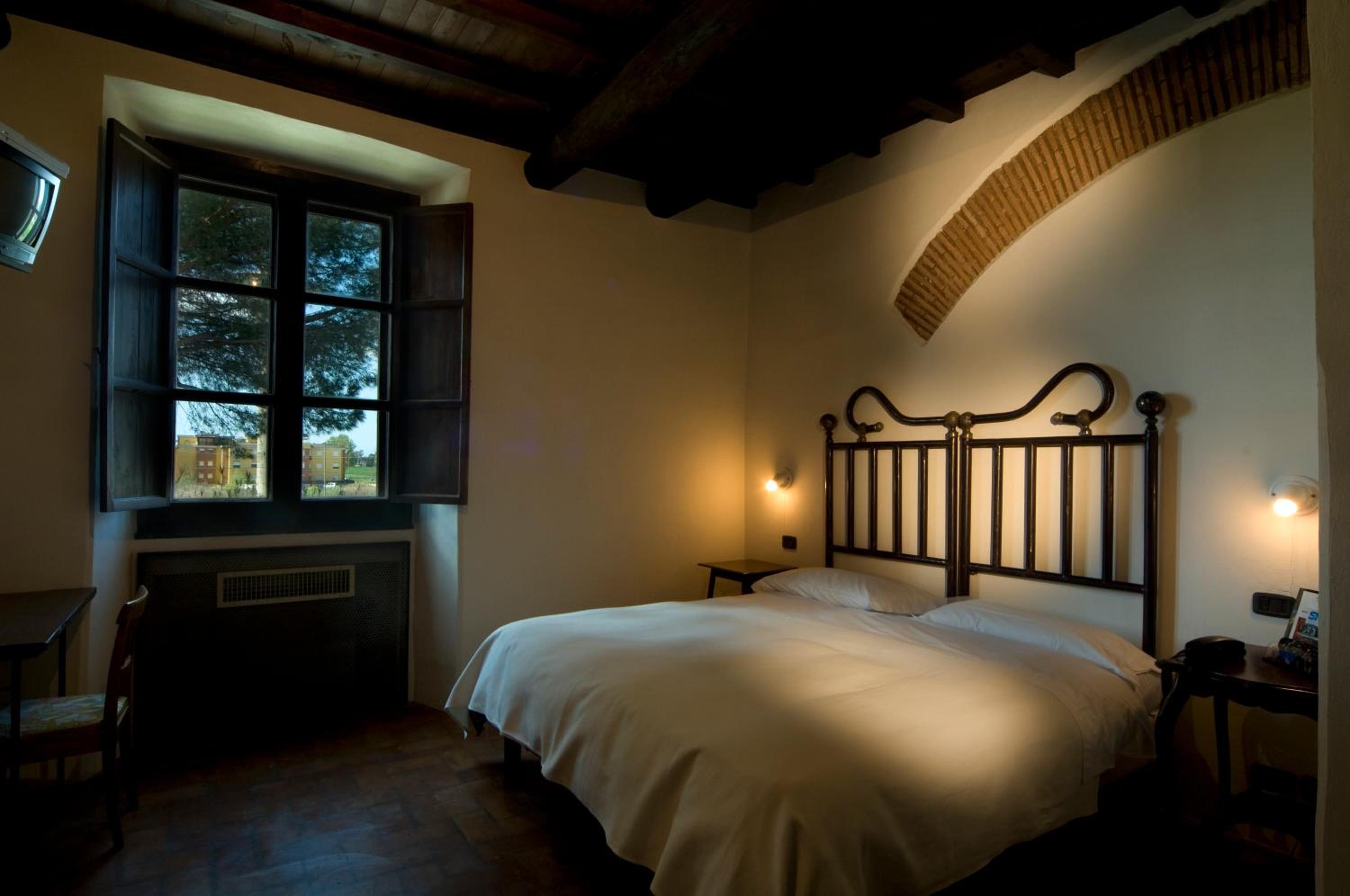 Junior Suite - Photo 1