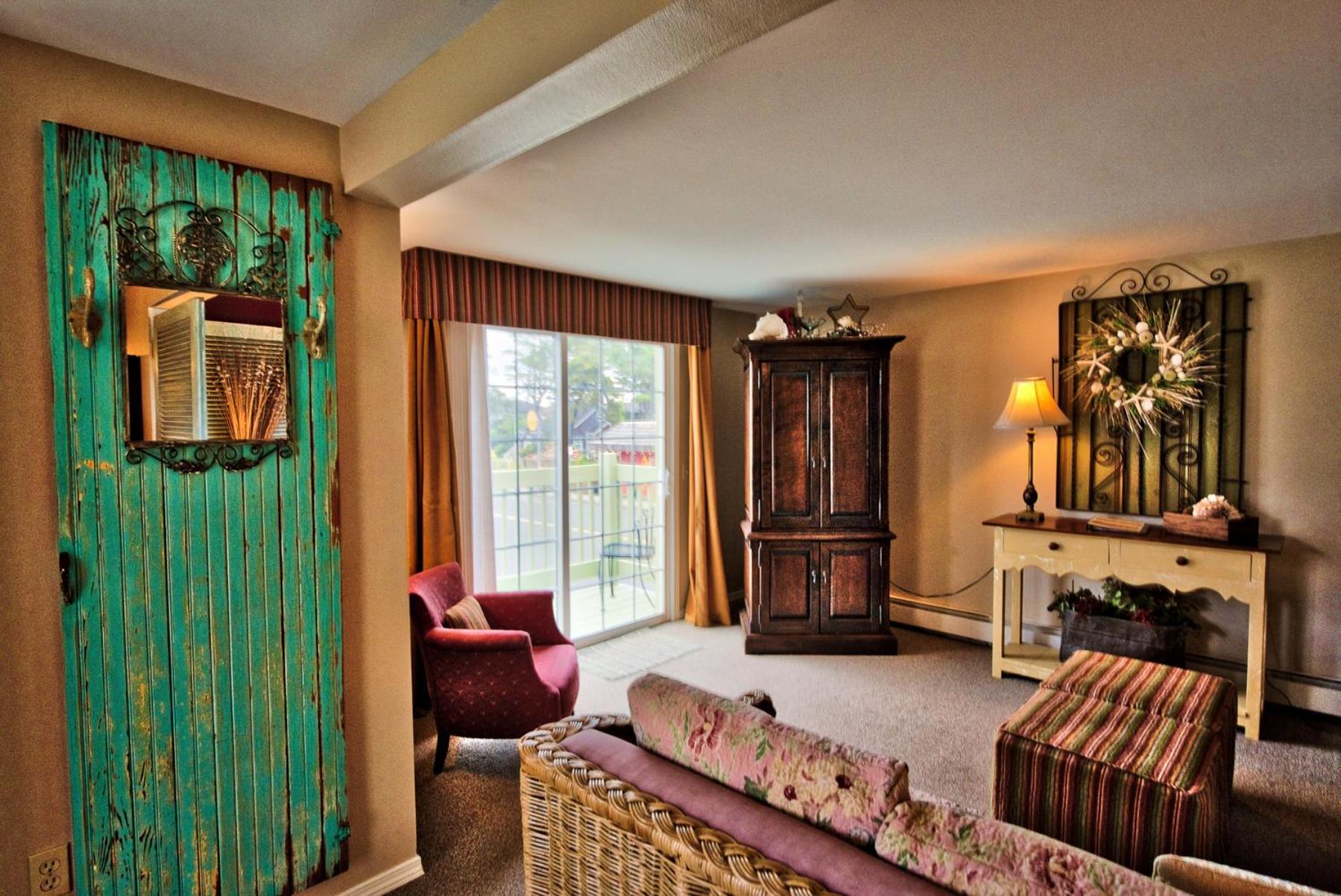 Deluxe One-Bedroom Suite - No Pets