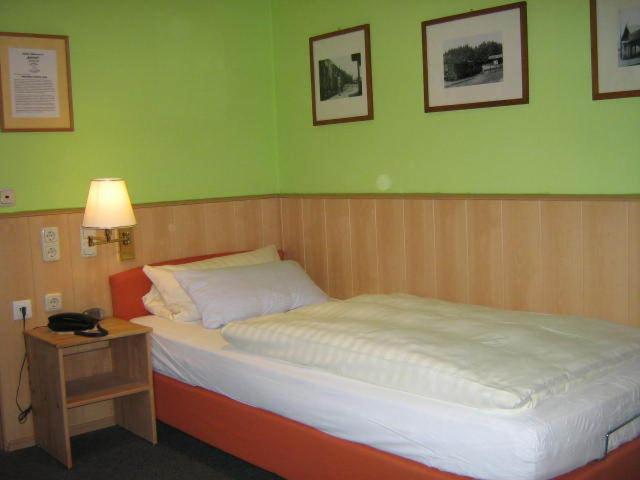 Single Room photo 2