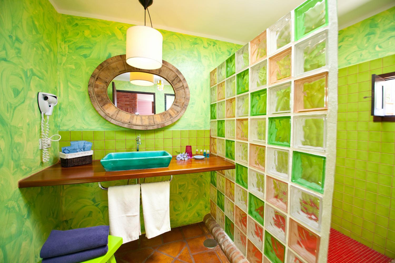 Double or Twin Room - Photo 9