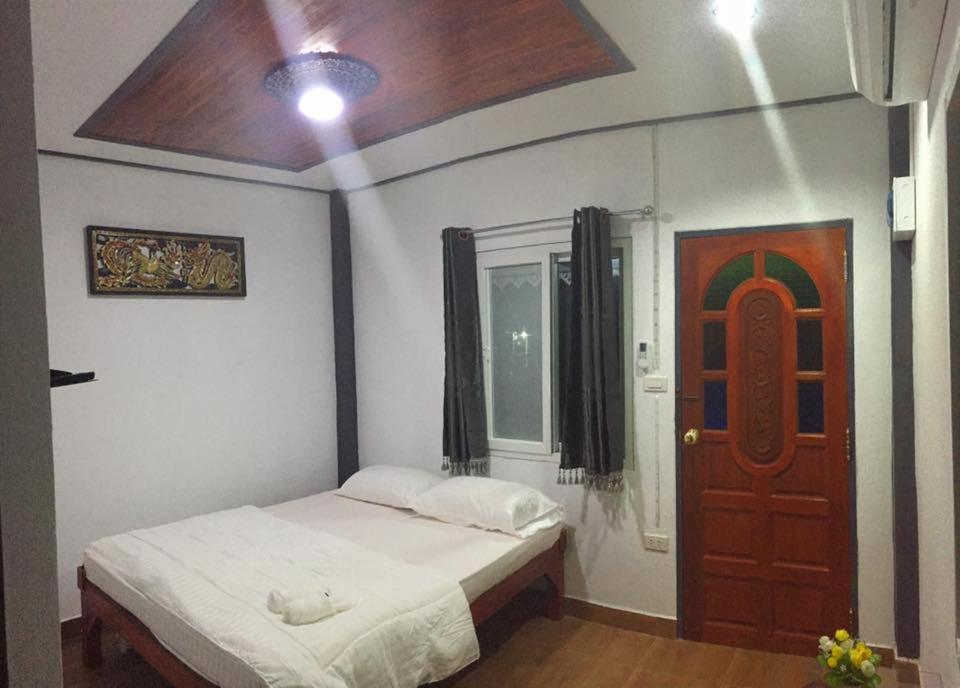 Double Room with Private Bathroom photo 2