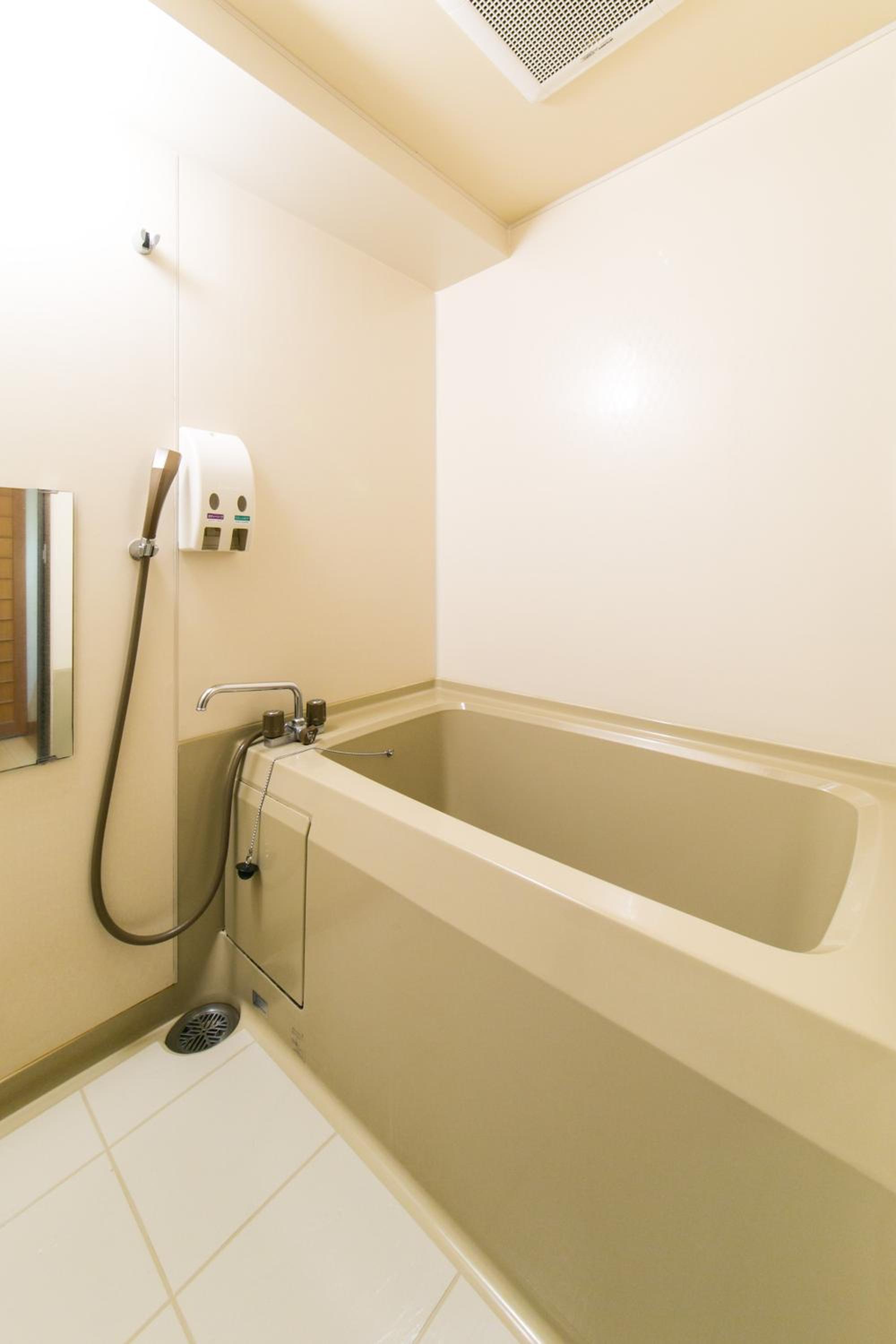 Single Room photo 3