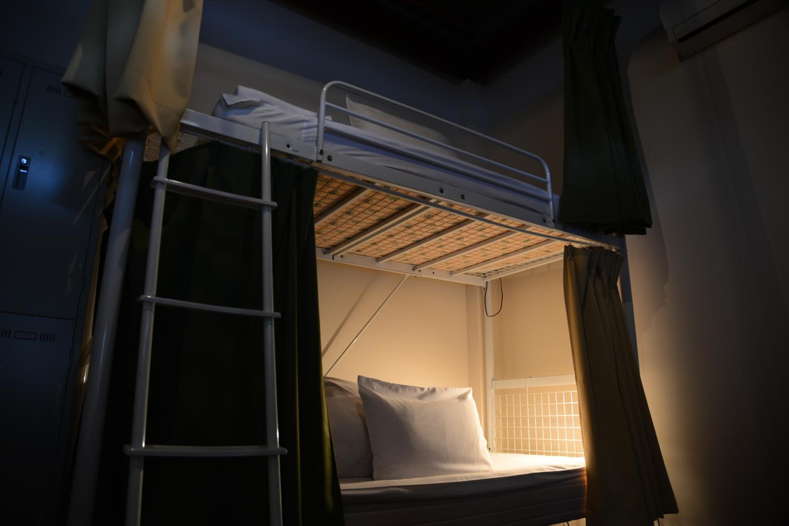 Bunk Bed in 4-Bed Female Dormitory Room photo 1