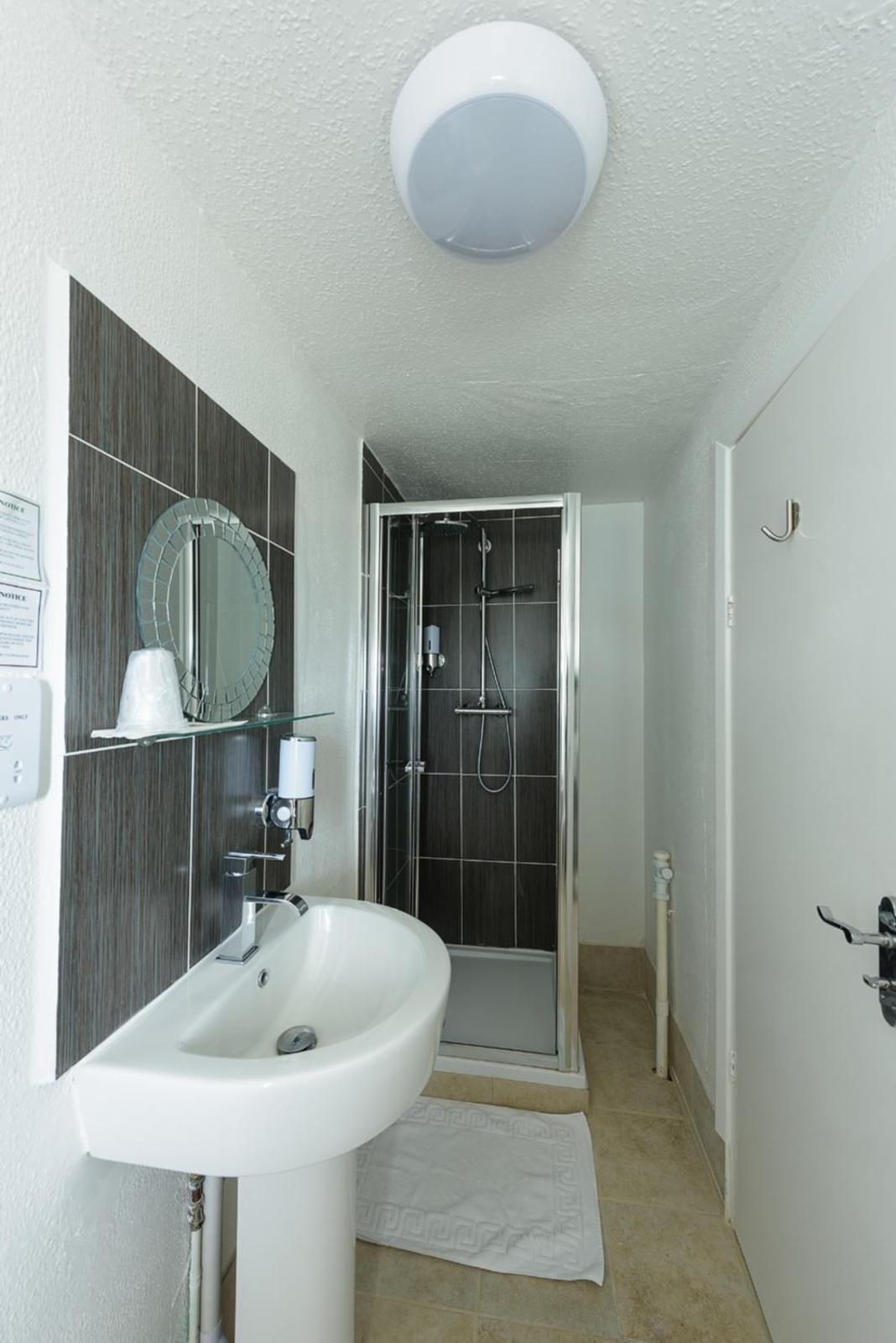 Twin Room with Side Sea View photo 3