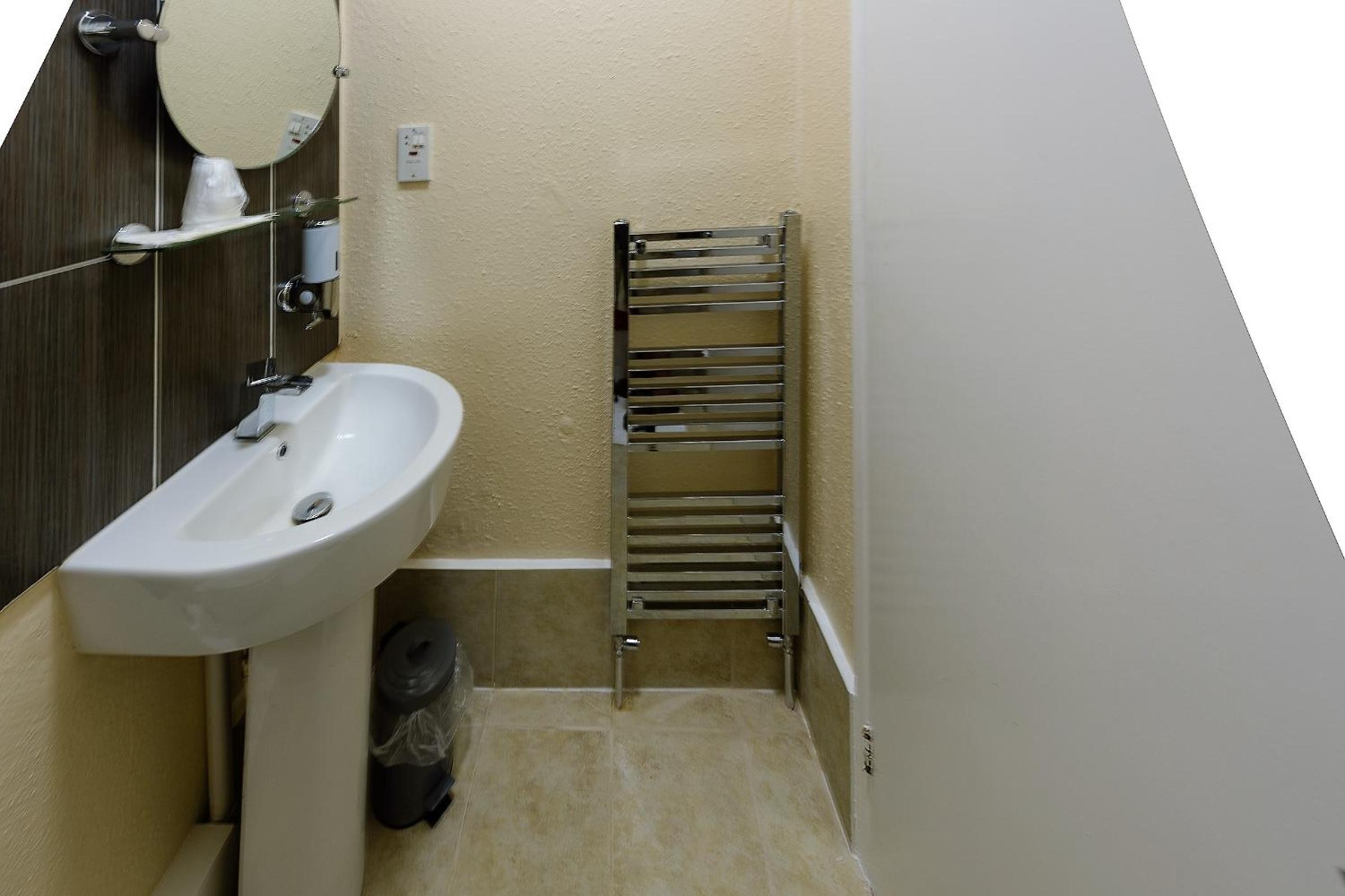 Single Room photo 2