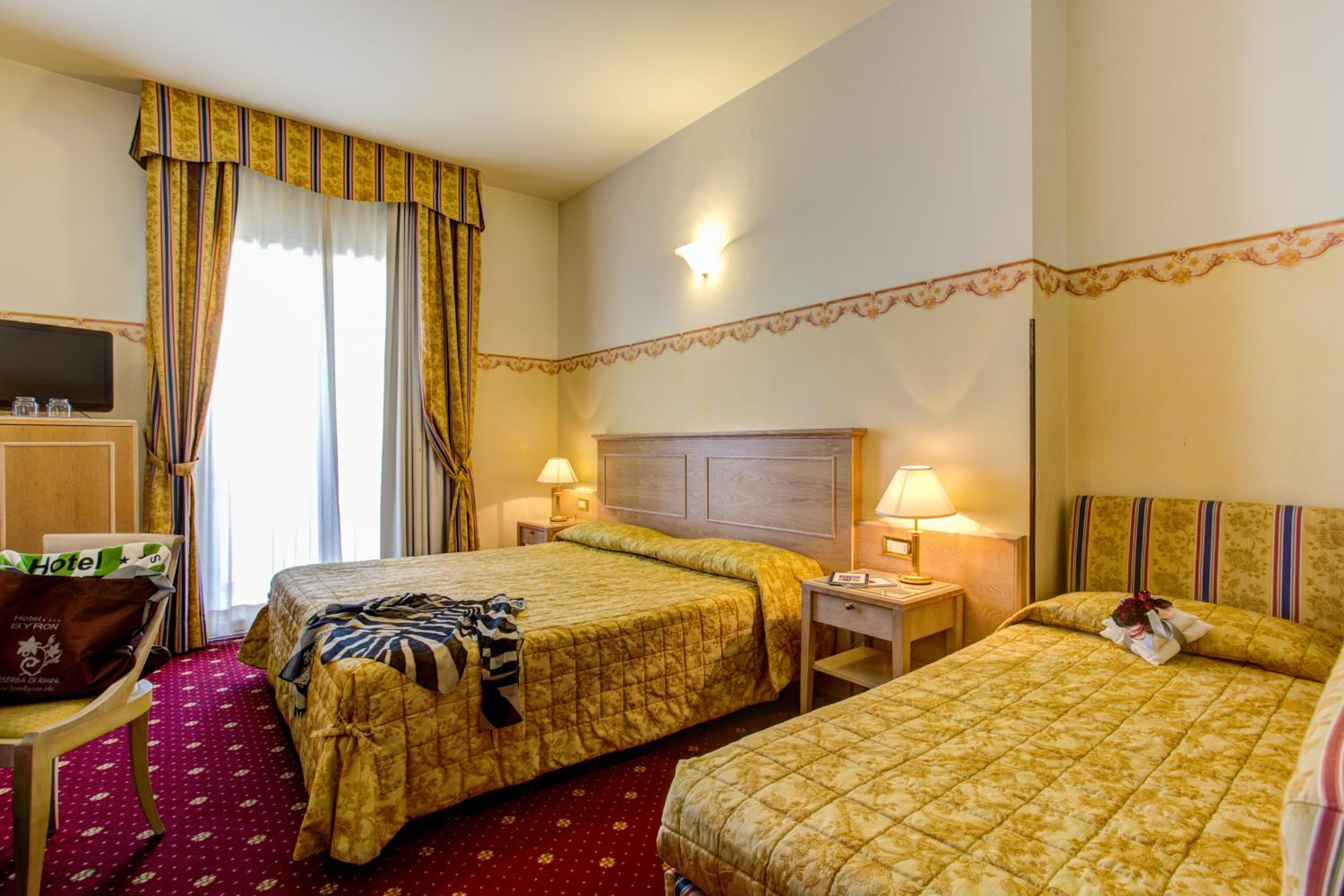 Triple Room with Sea View - Photo 2