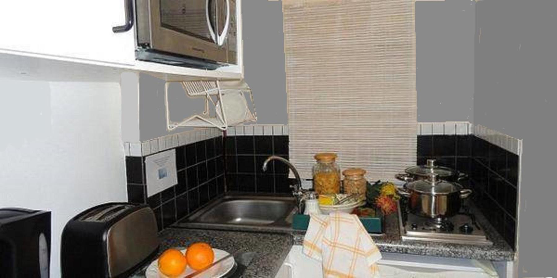 Suite - Photo 6