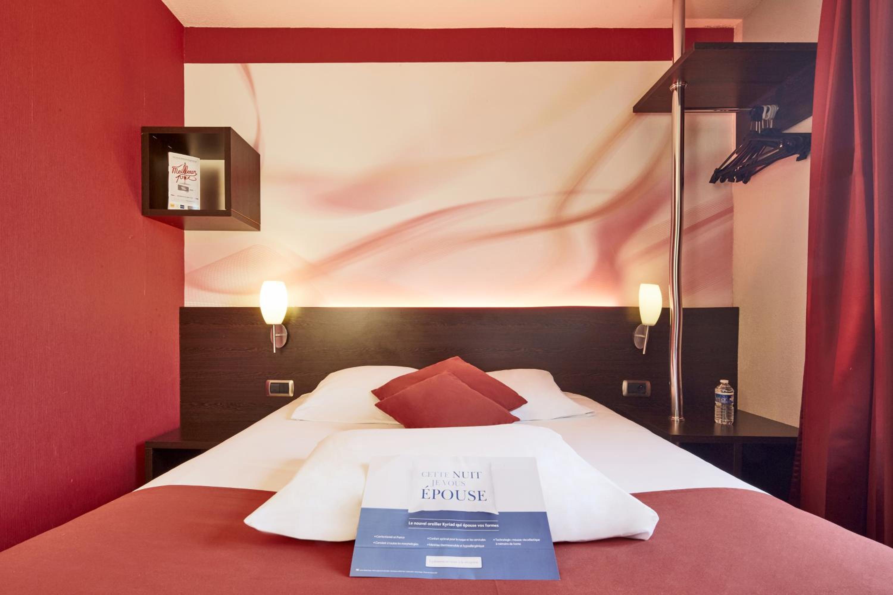 Double Room - Photo 23