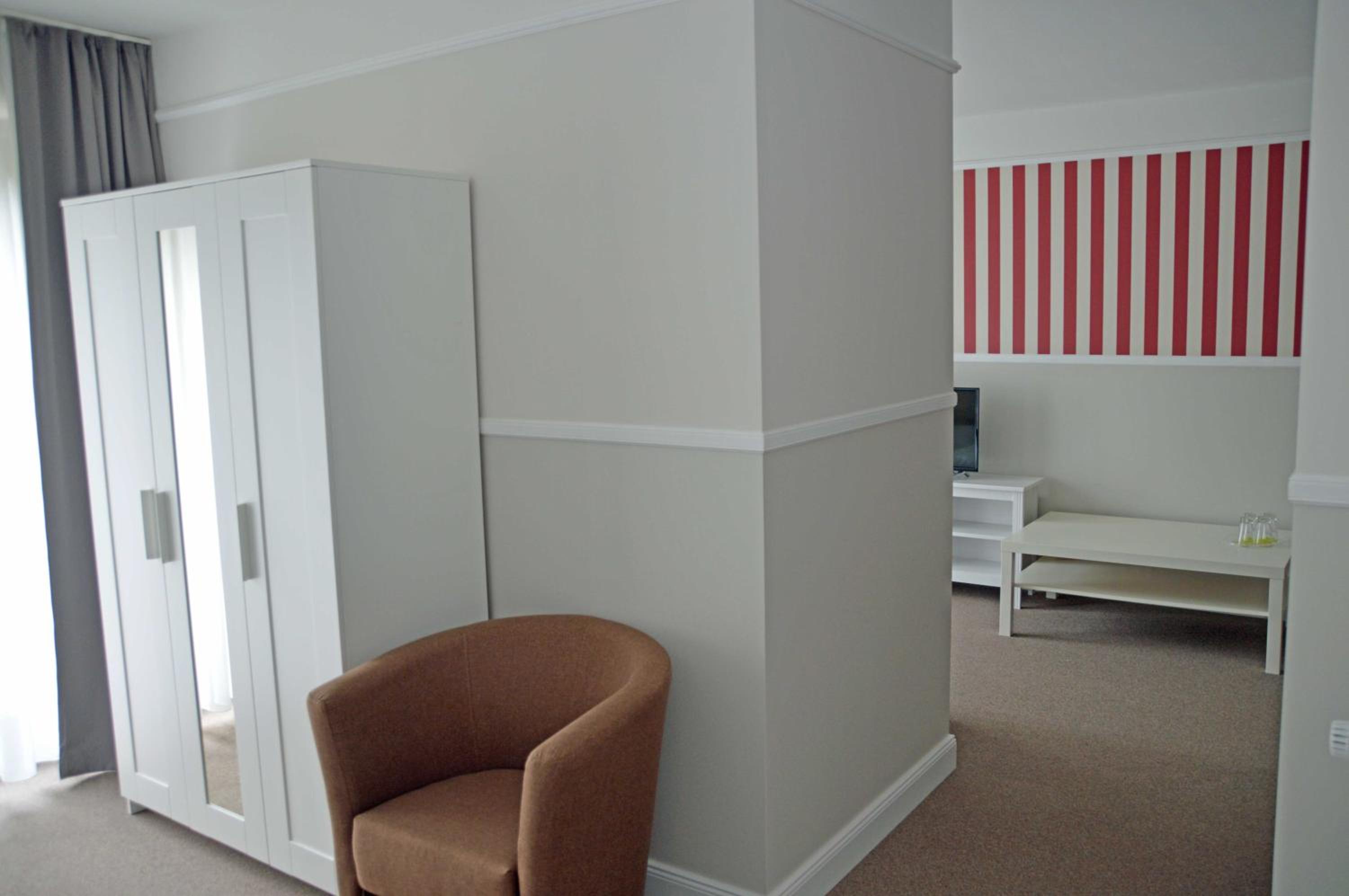 Apartment photo 2