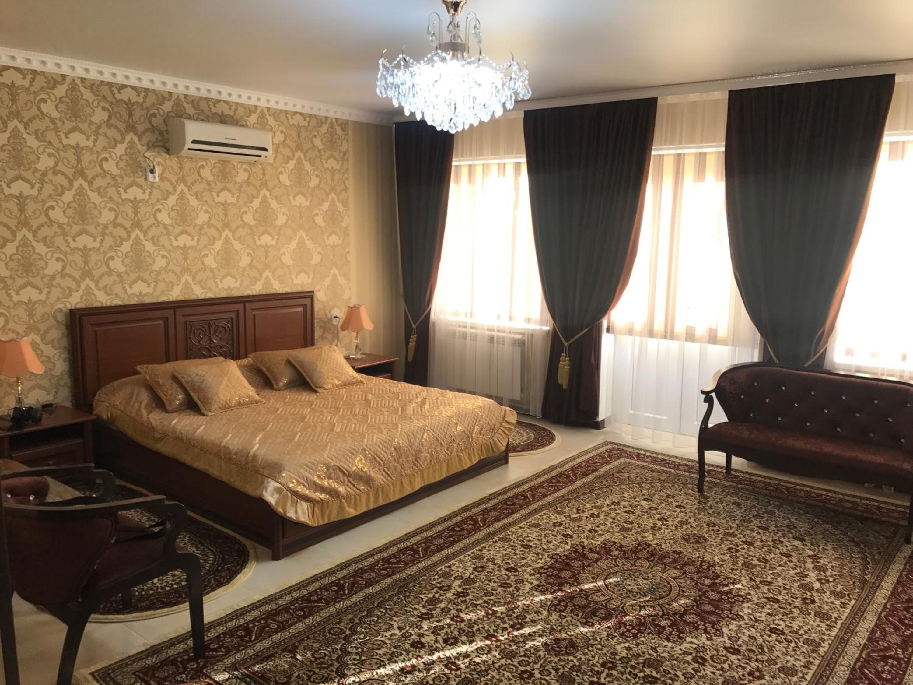 Executive Suite photo 1