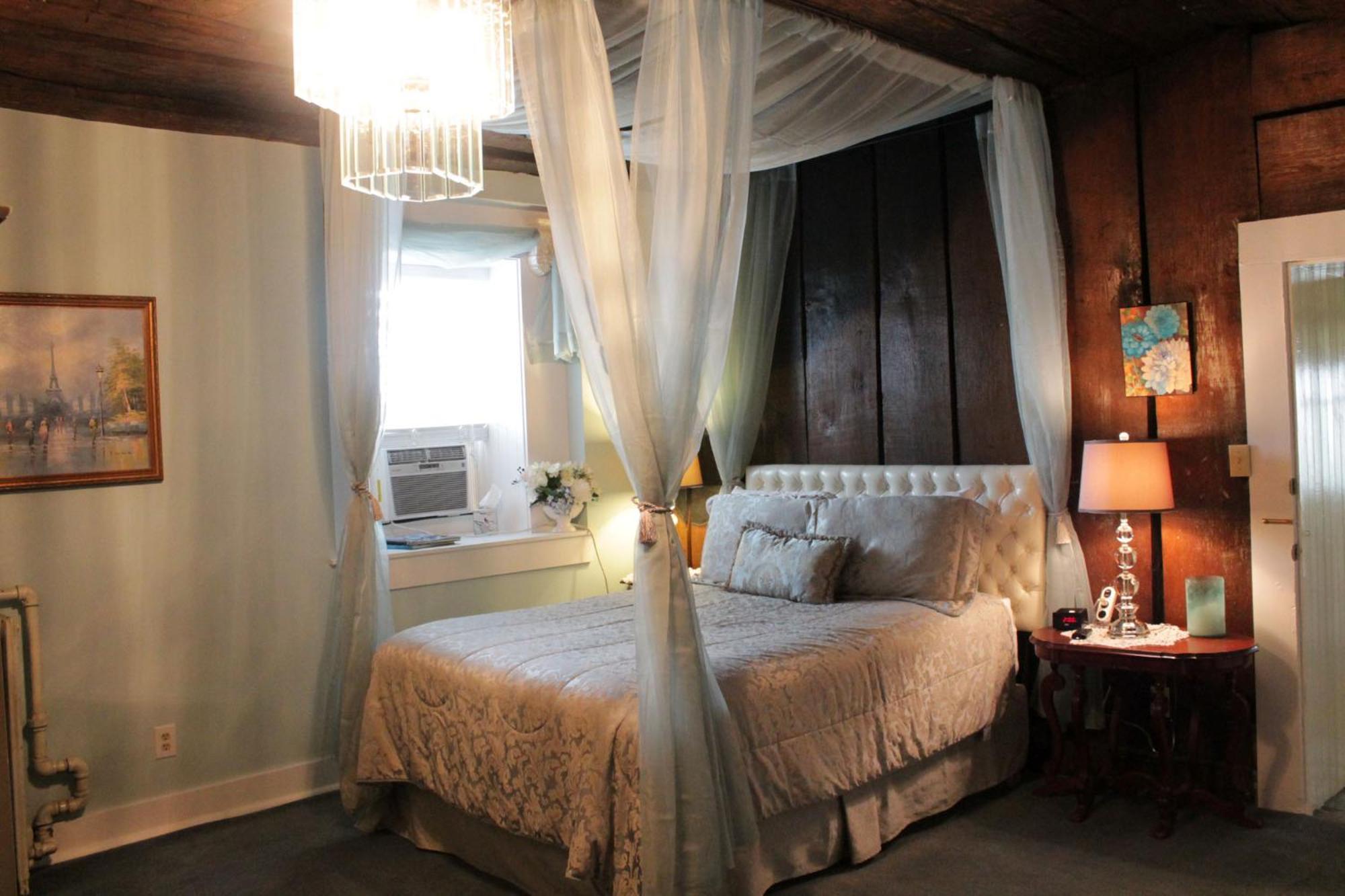 Deluxe Queen Room photo 3