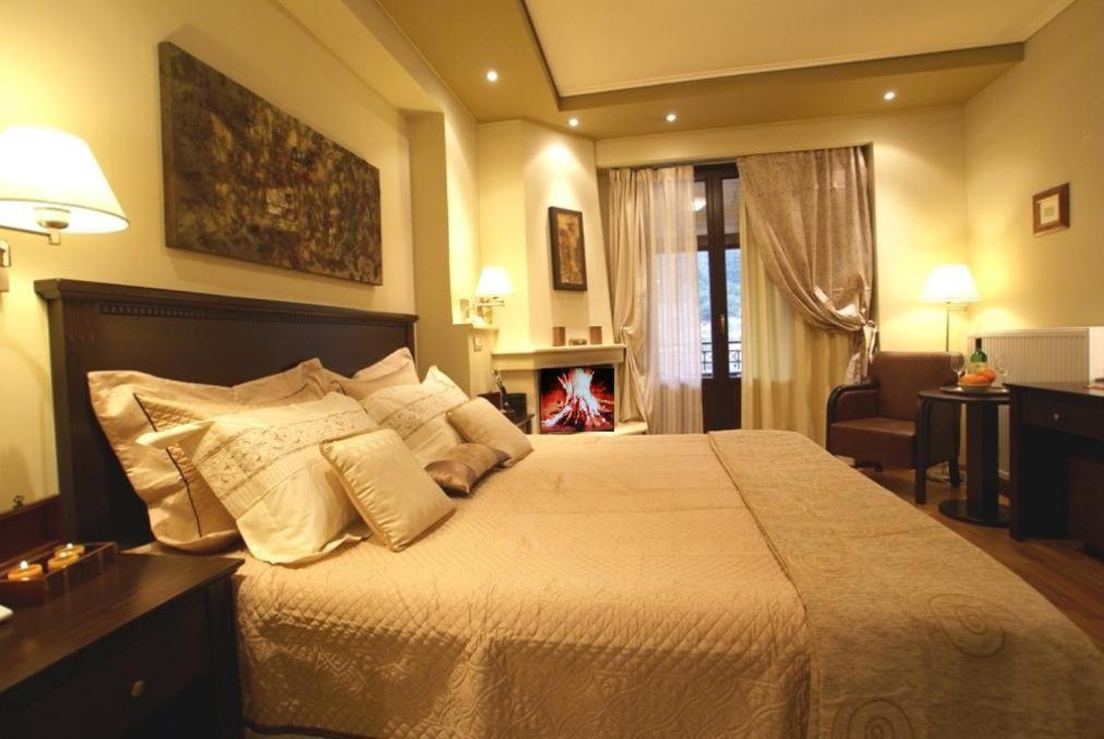 Double Room With Fireplace (2 Adults) photo 3