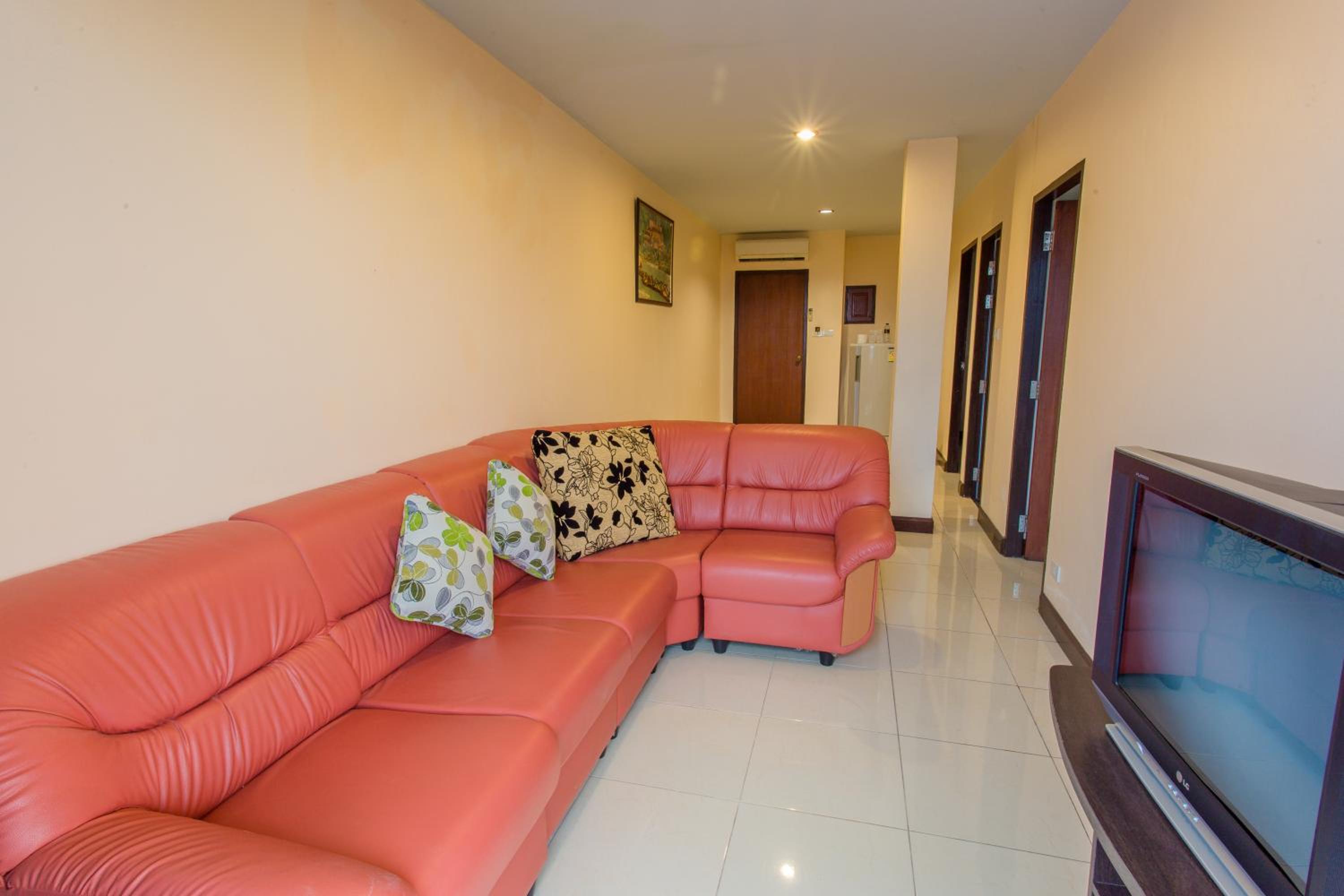 Family Room with Balcony photo 2