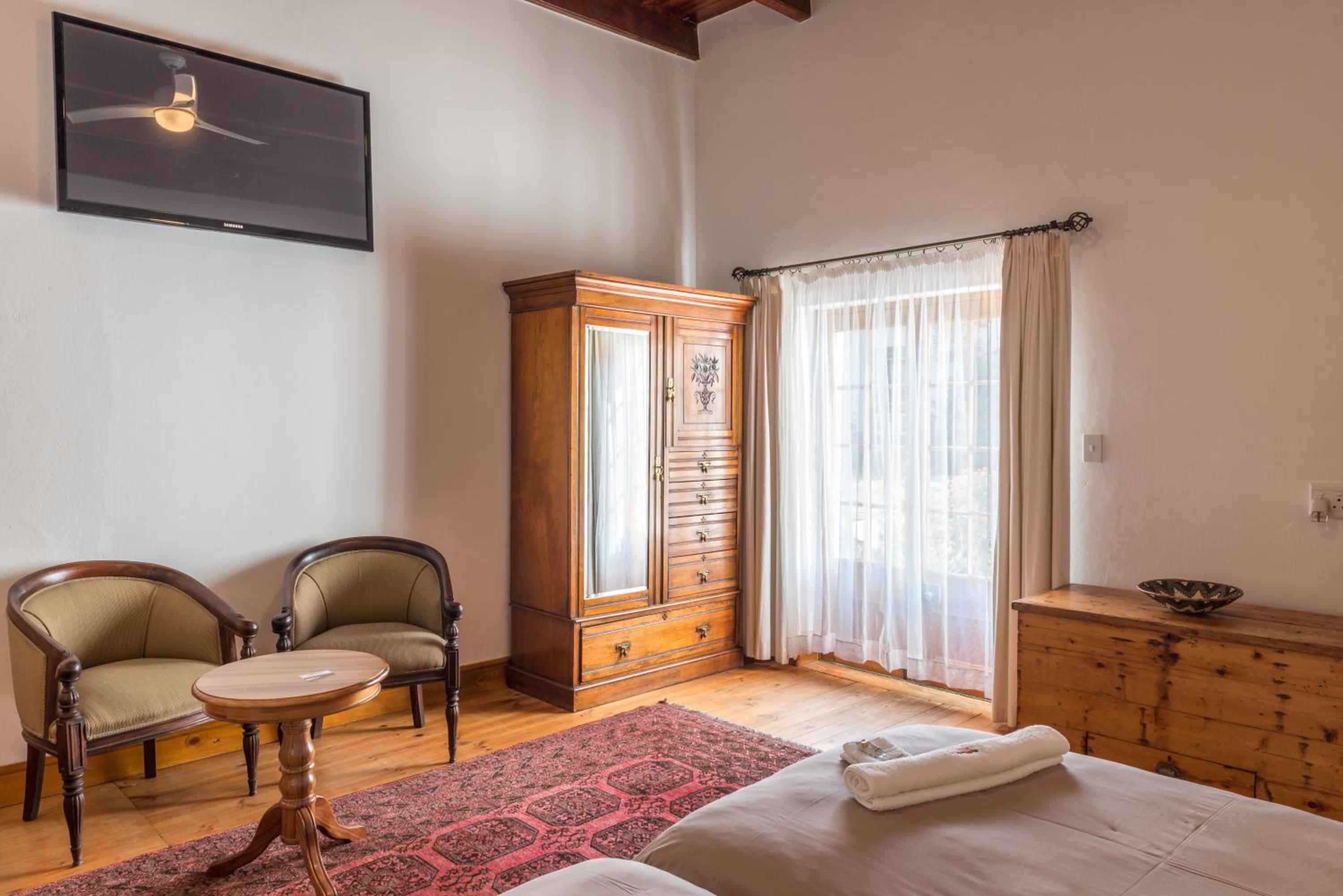 Double or Twin Room photo 2