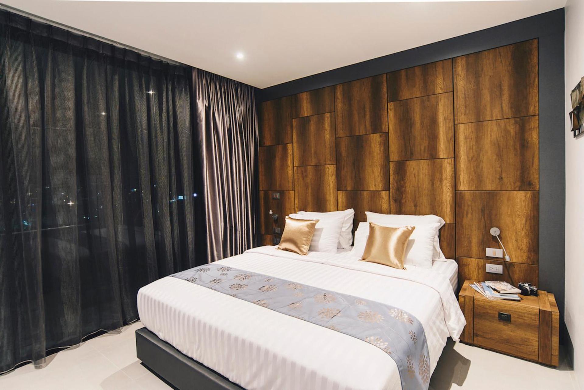 Deluxe Room - Photo 3