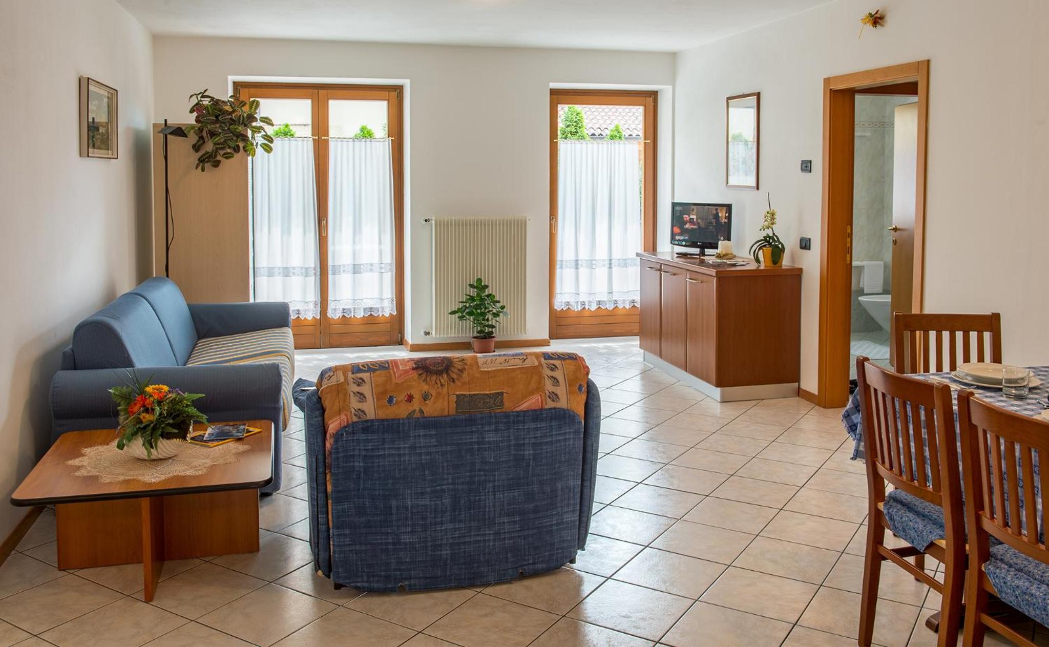 Apartment with Lake View photo 3