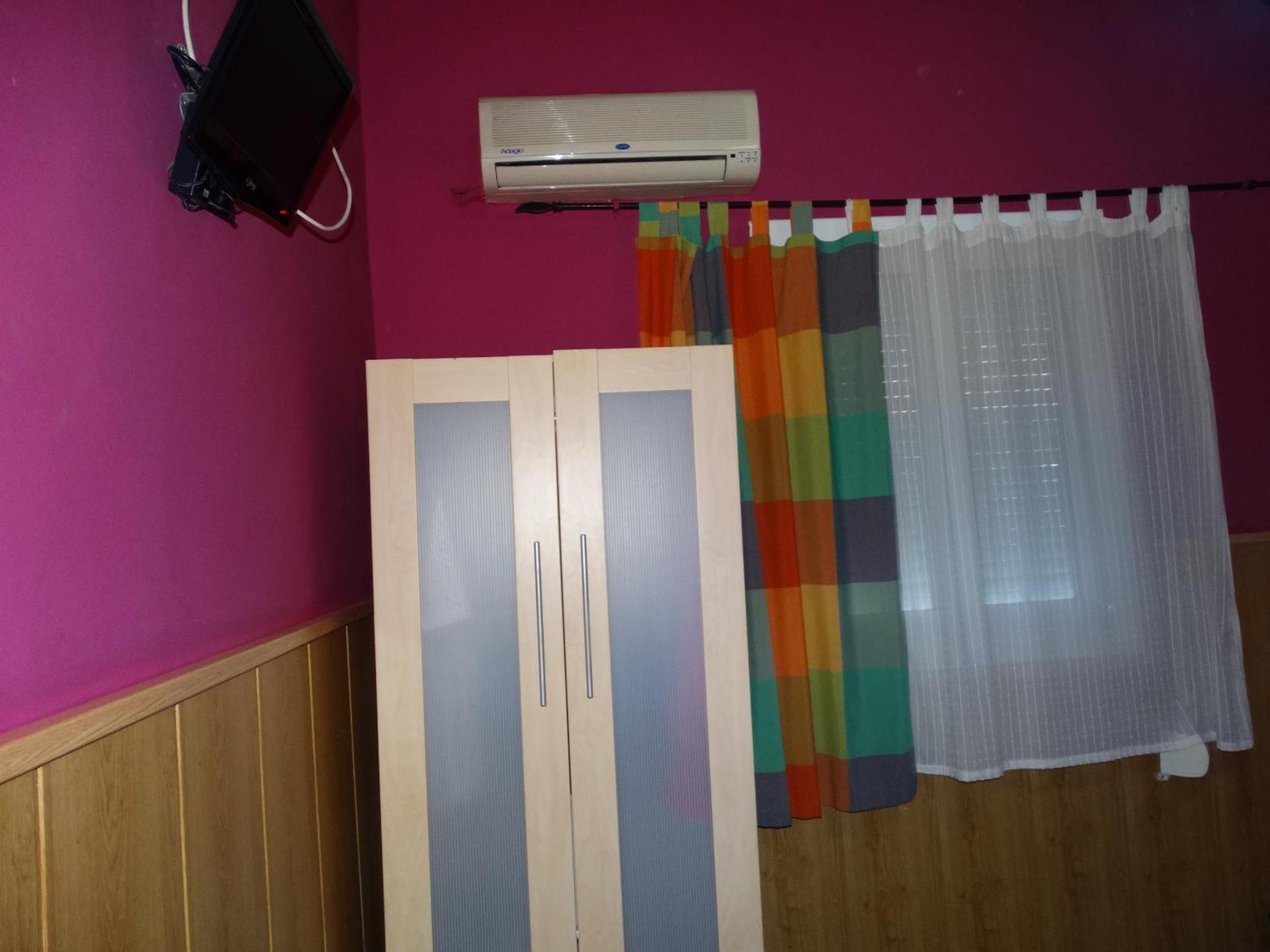 Twin Room - Photo 4