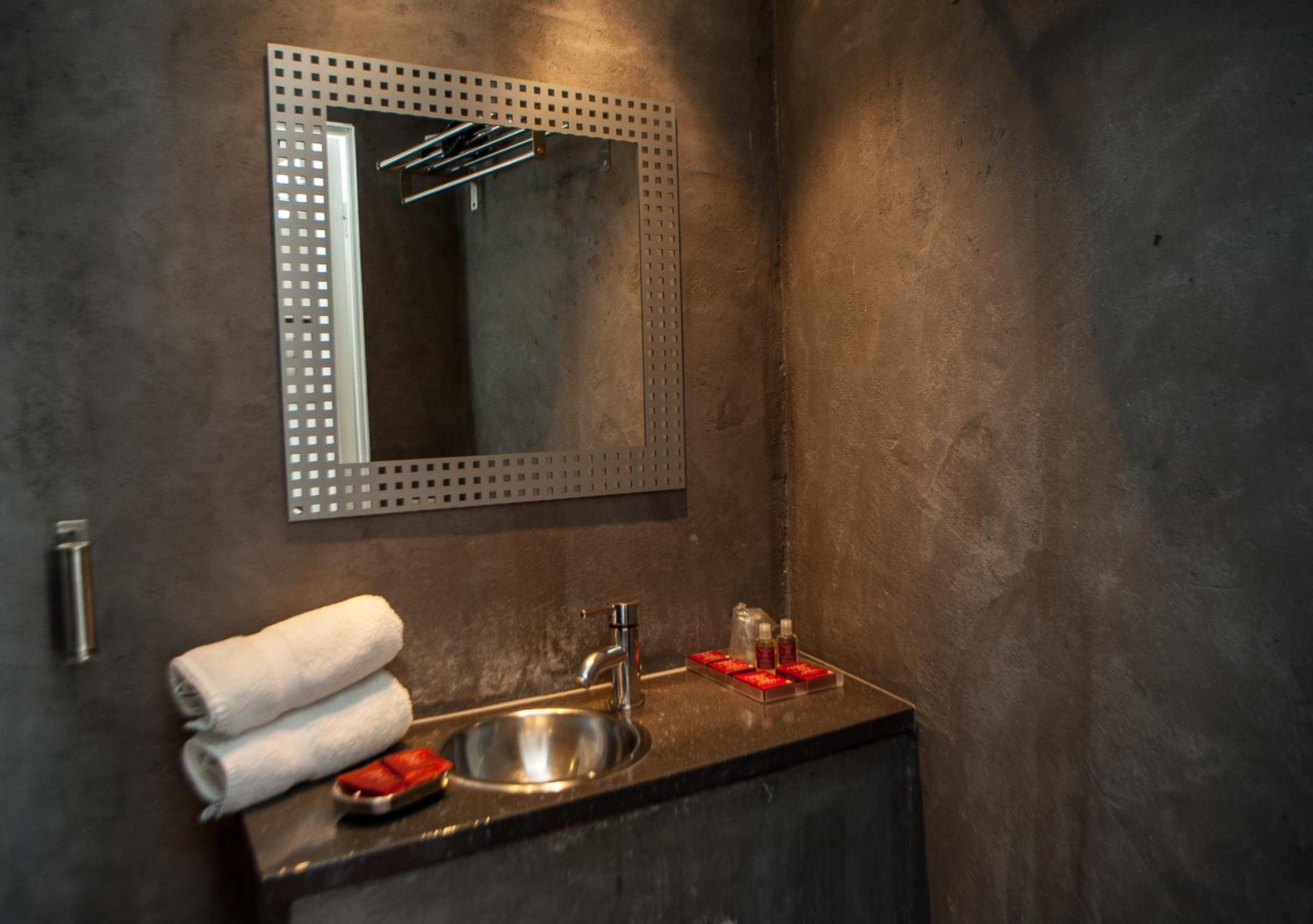 Standard Double or Twin Room photo 2