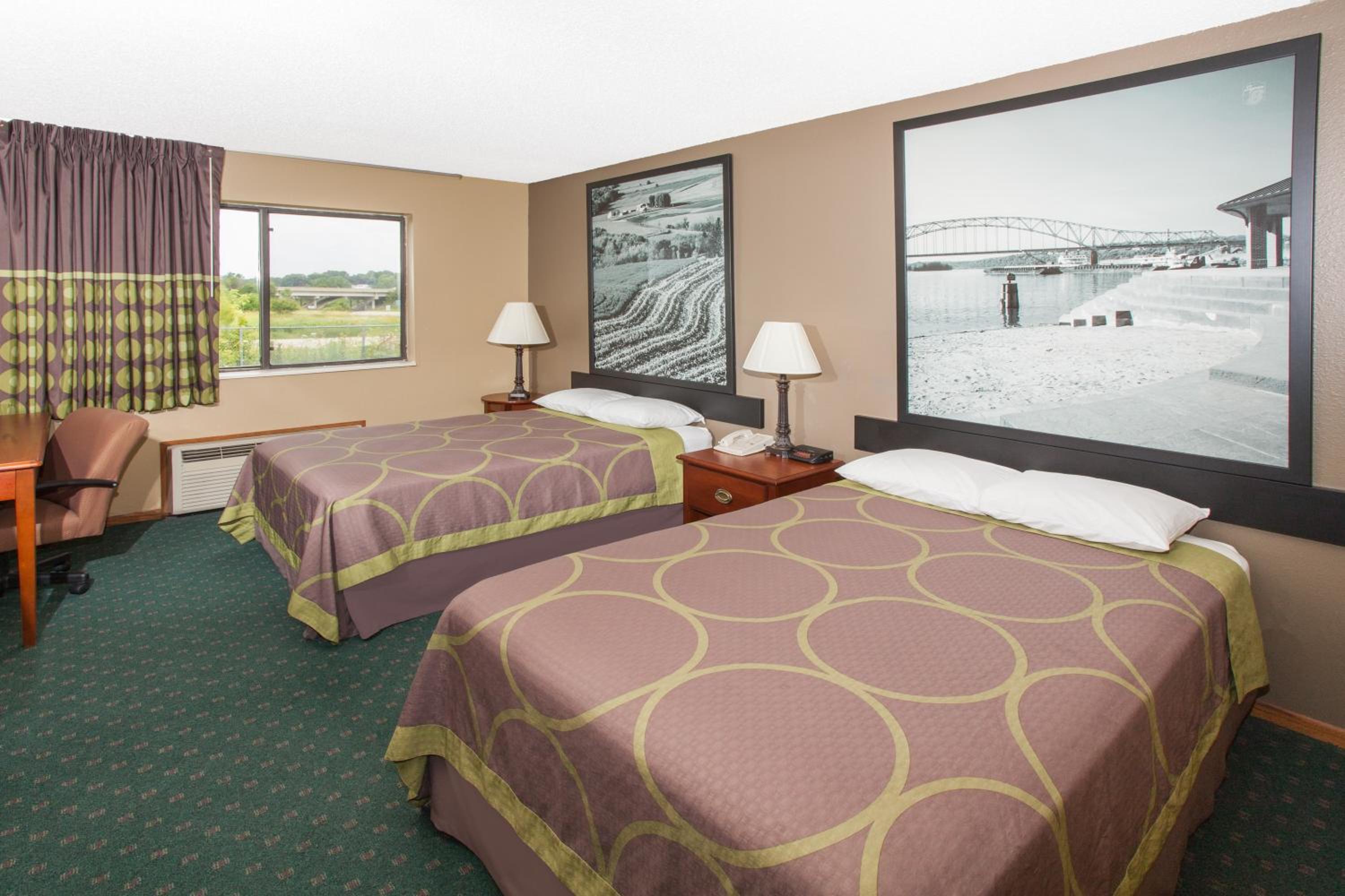 Double Room with Two Double Beds - Non-Smoking - Photo 4