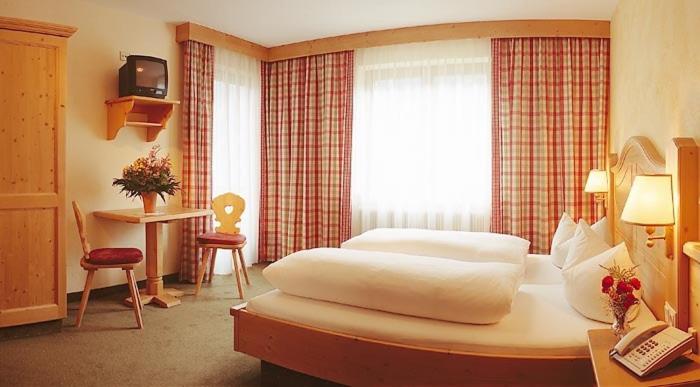 Double Room - Photo 3