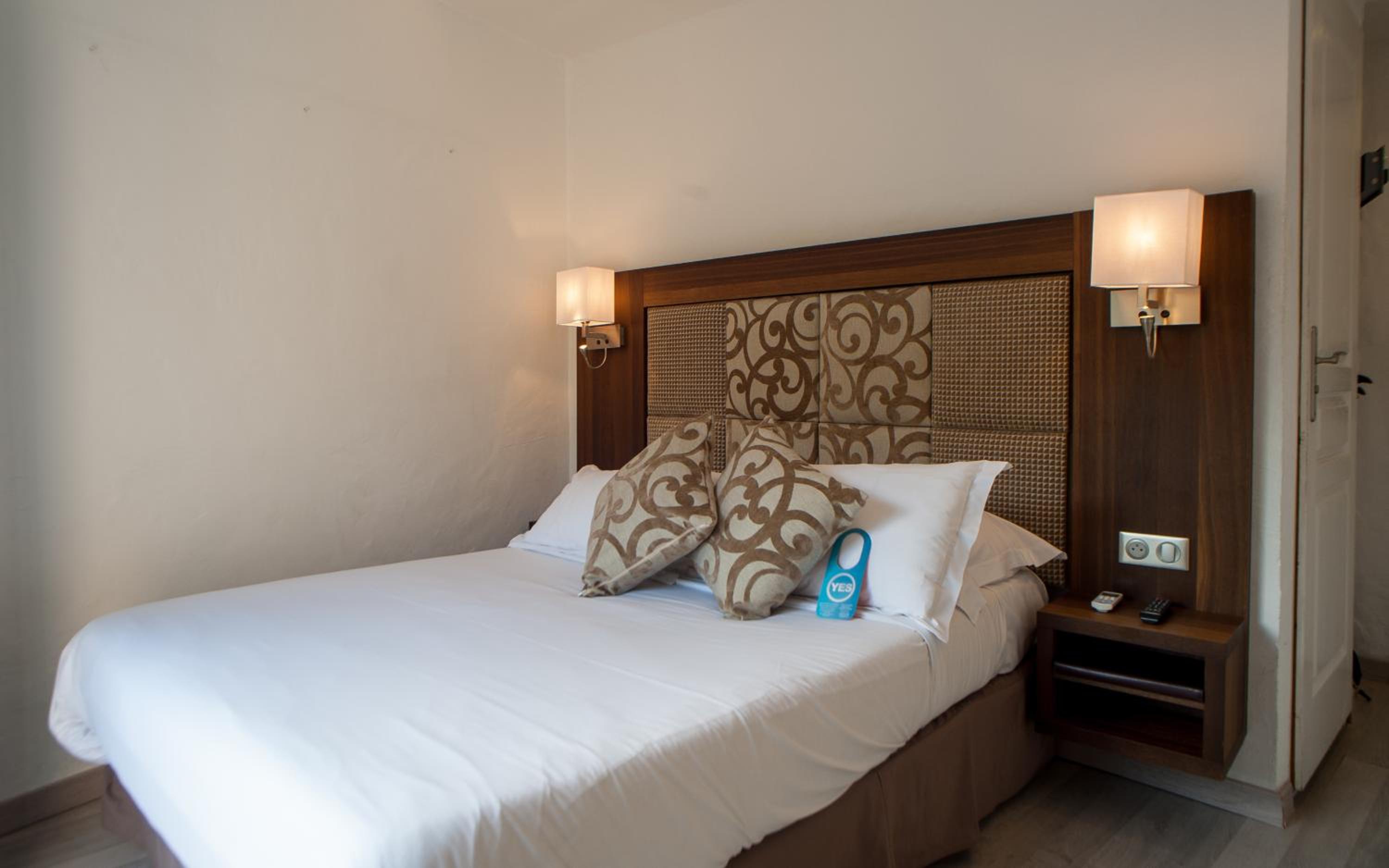 Classic Double or Twin Room photo 3