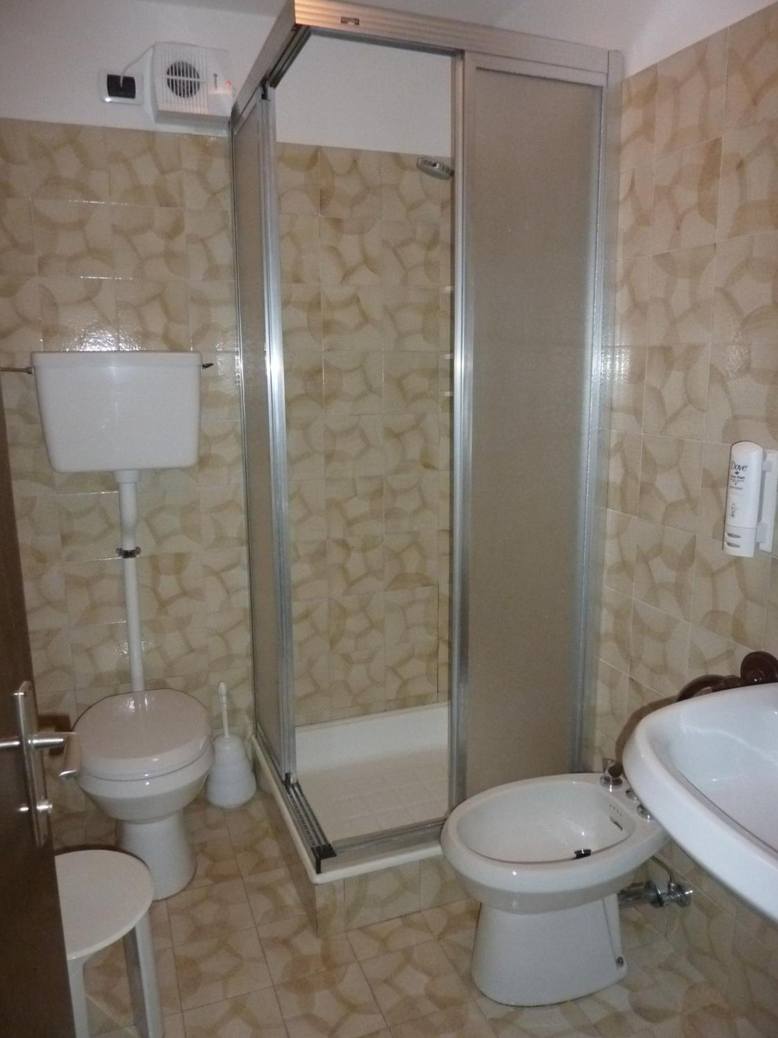 Double or Twin Room photo 3