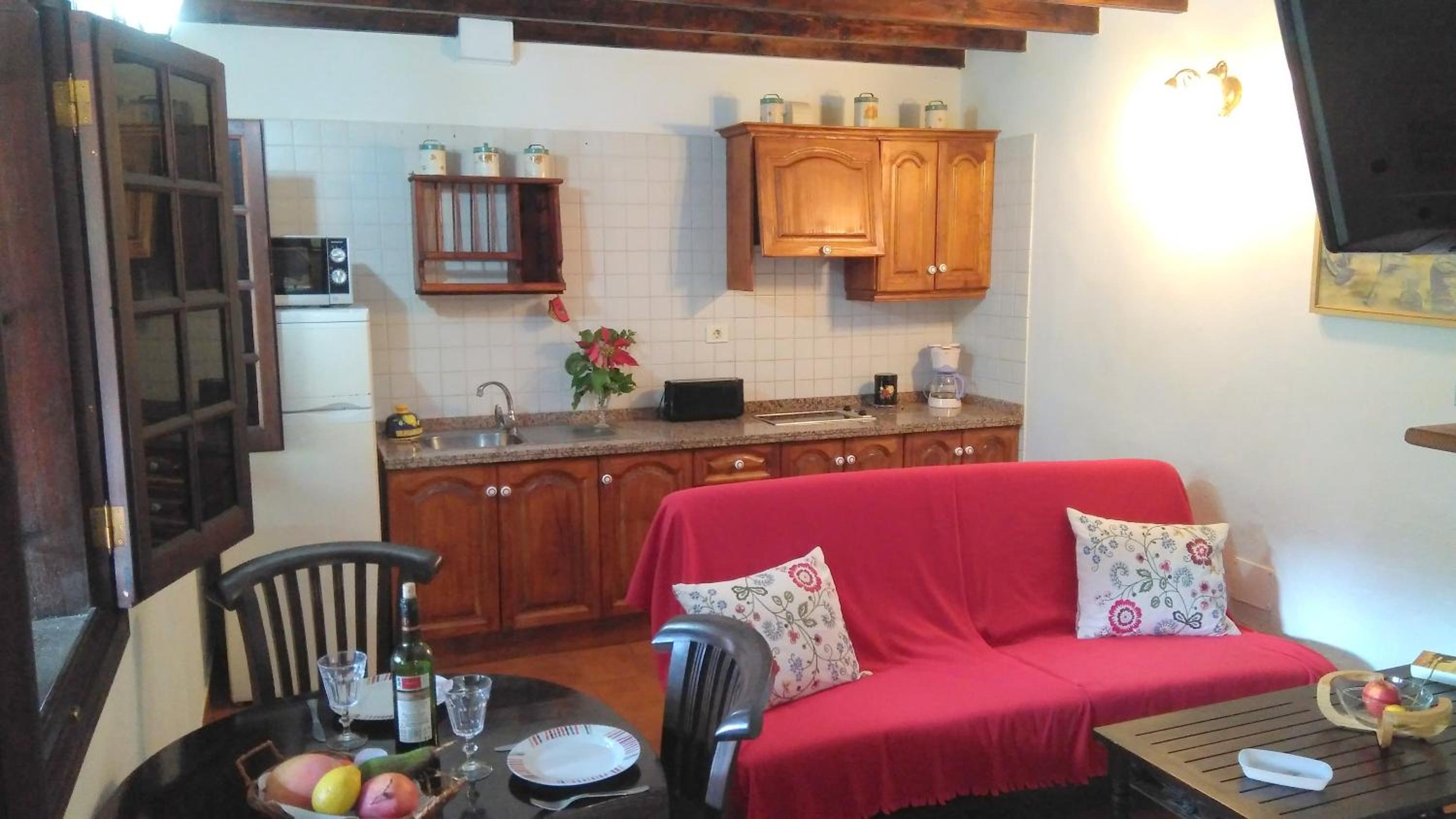 Two-Bedroom House photo 3