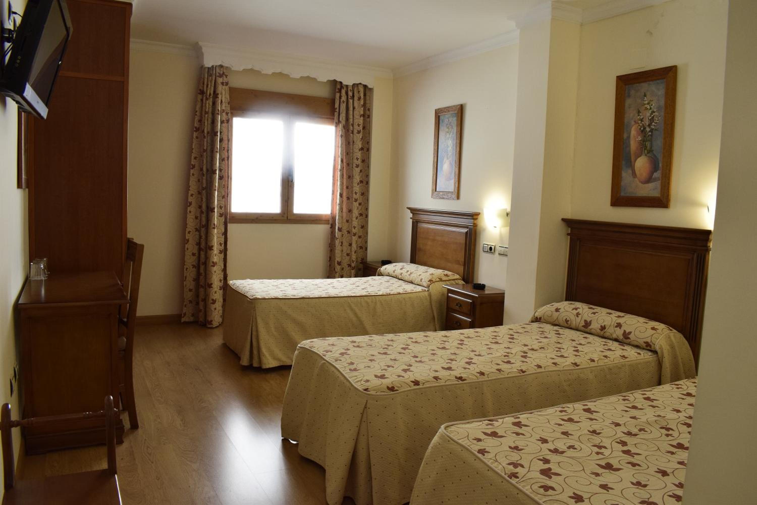 Habitación Triple (3 Adultos)