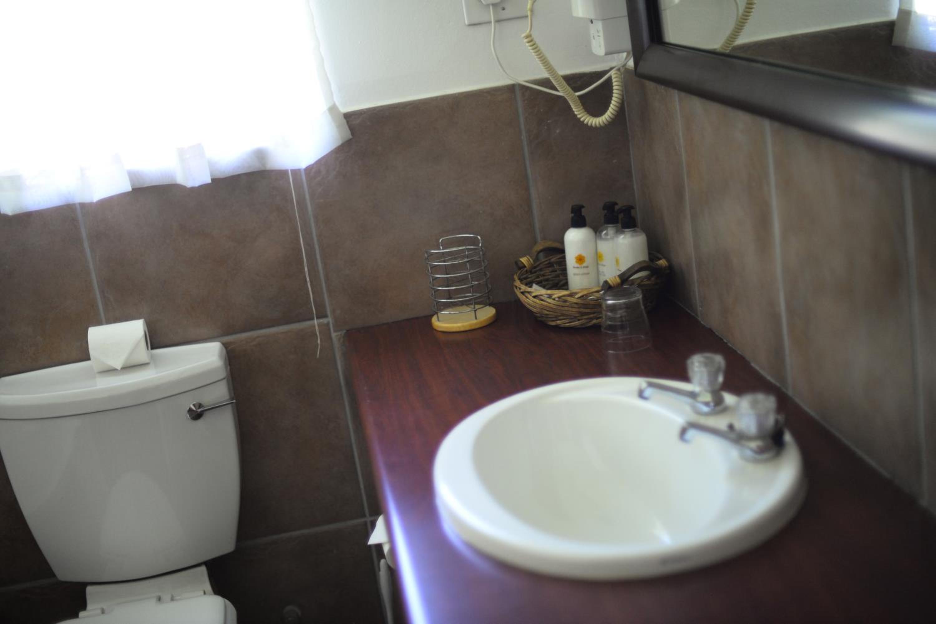 Twin/Double Room - Photo 4