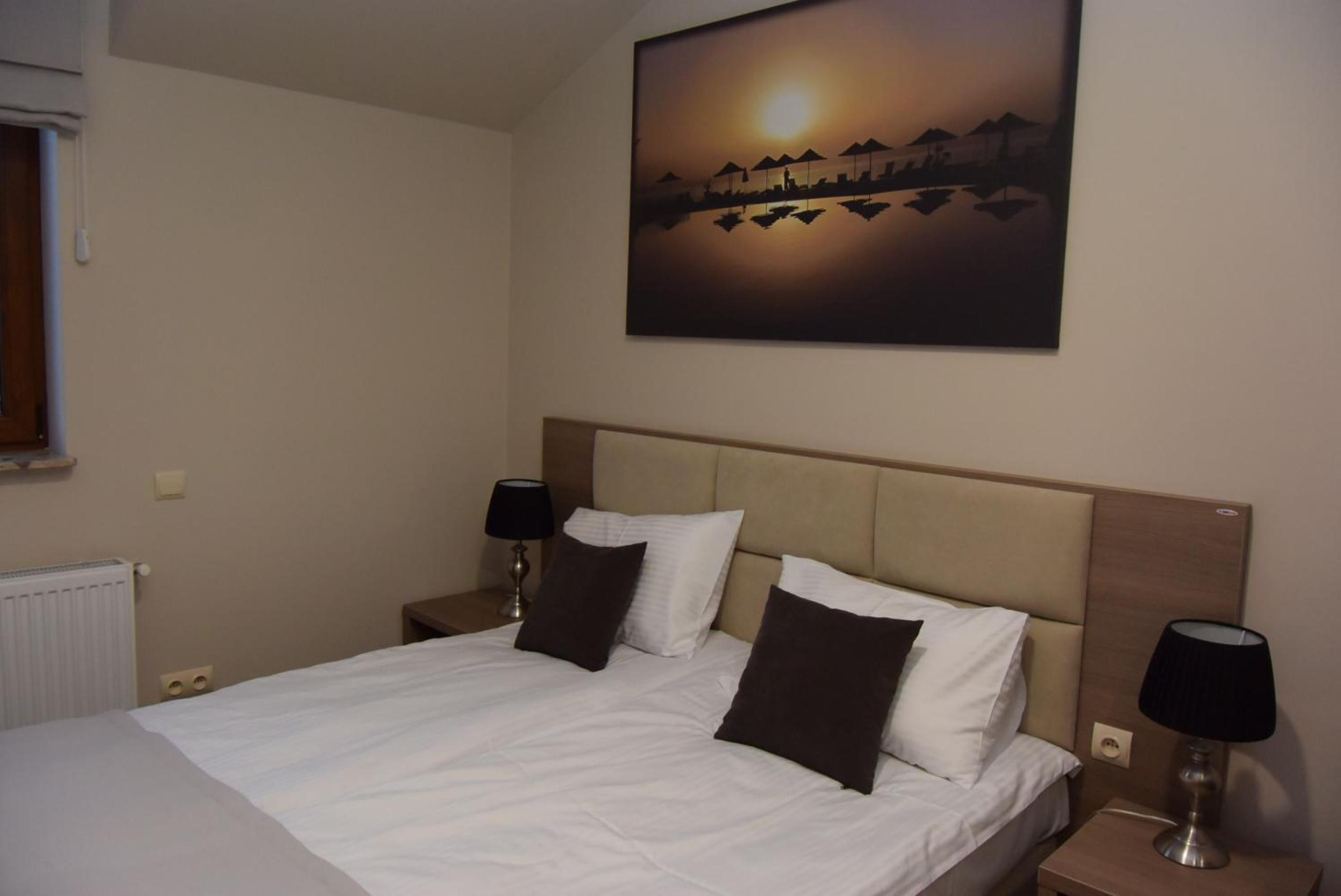 Standard Double Room - Photo 4