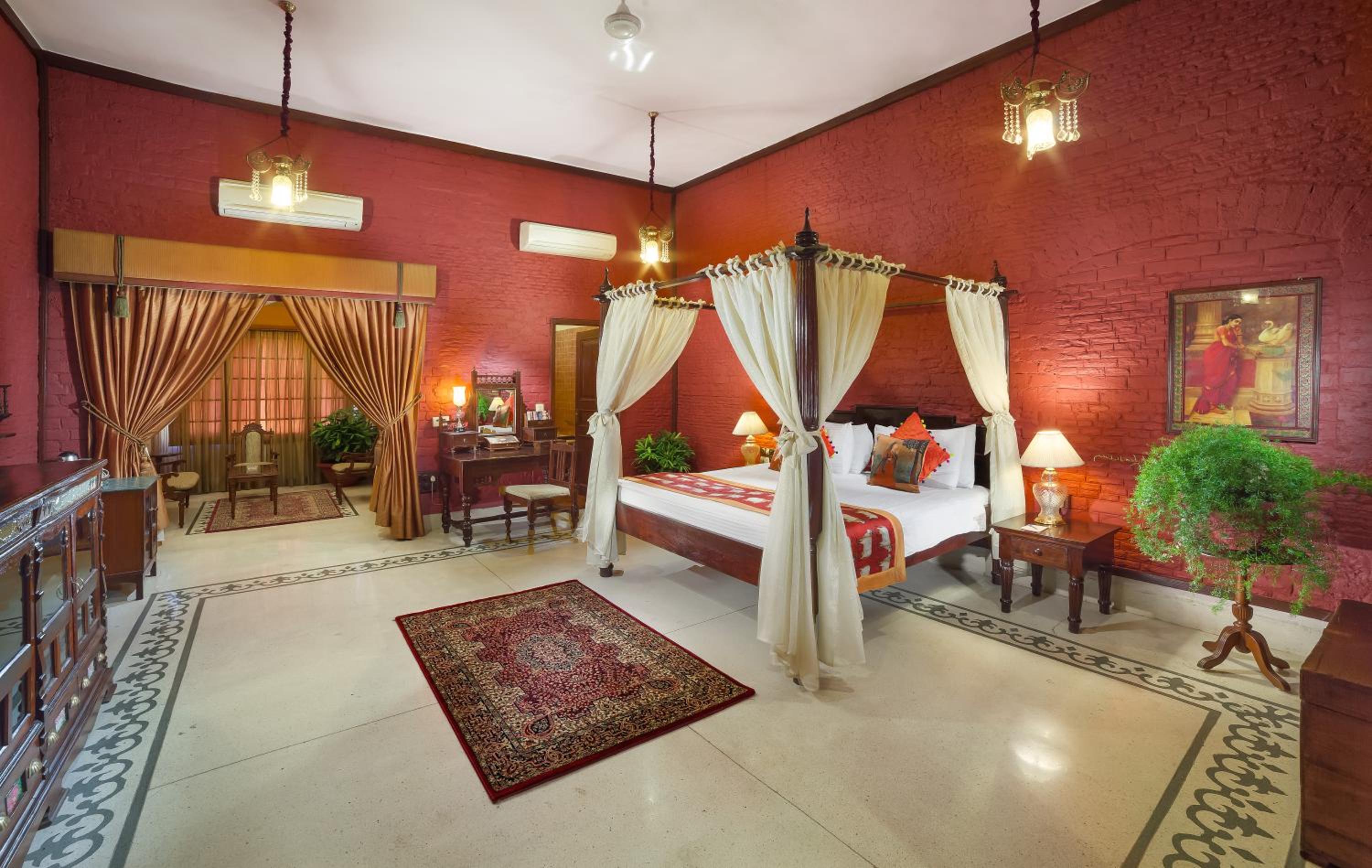 Chamber of Prince with 20% discount on food, beverages, spa and laundry