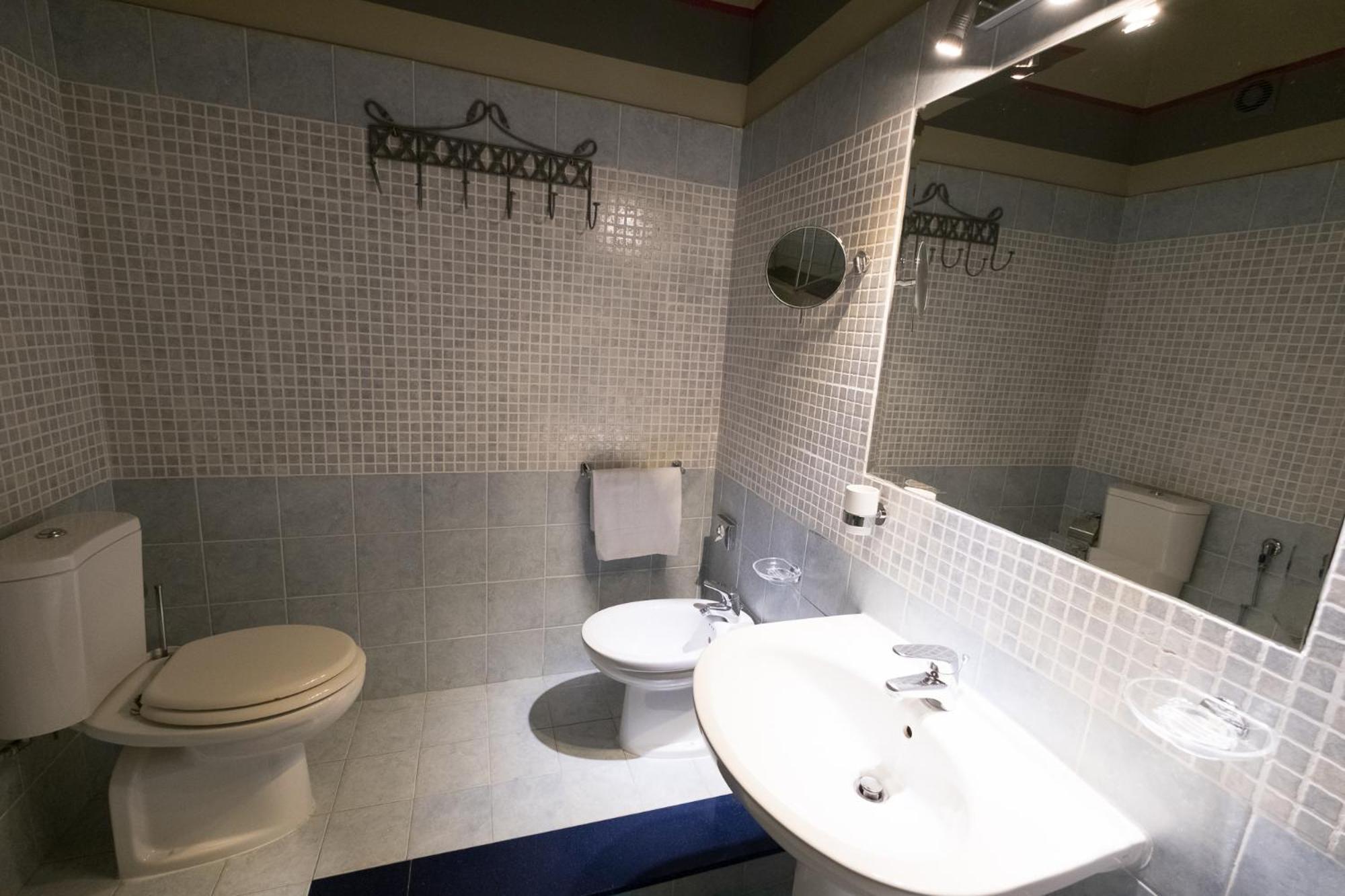 Comfort Triple Room - Photo 7