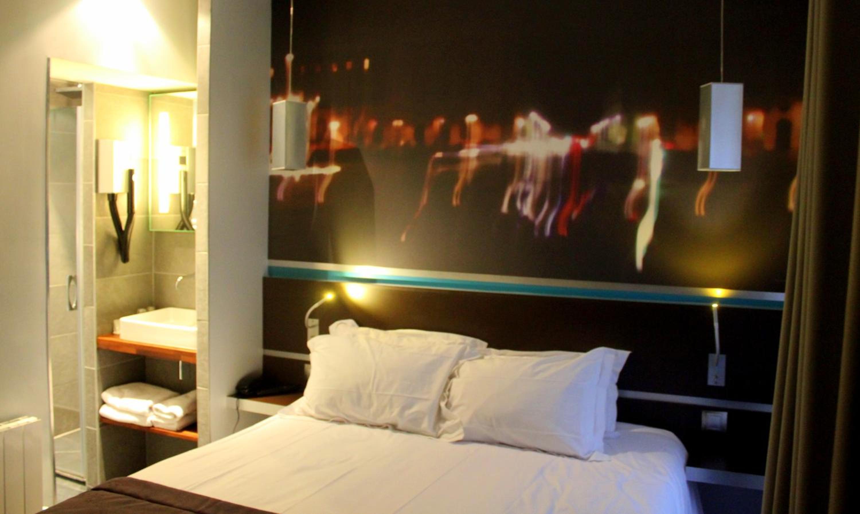 2 Adjoining Double Rooms. photo 3