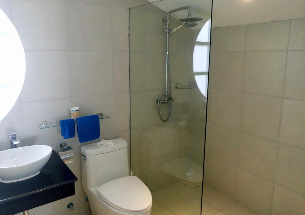 Studio Apartment with Sea View photo 2