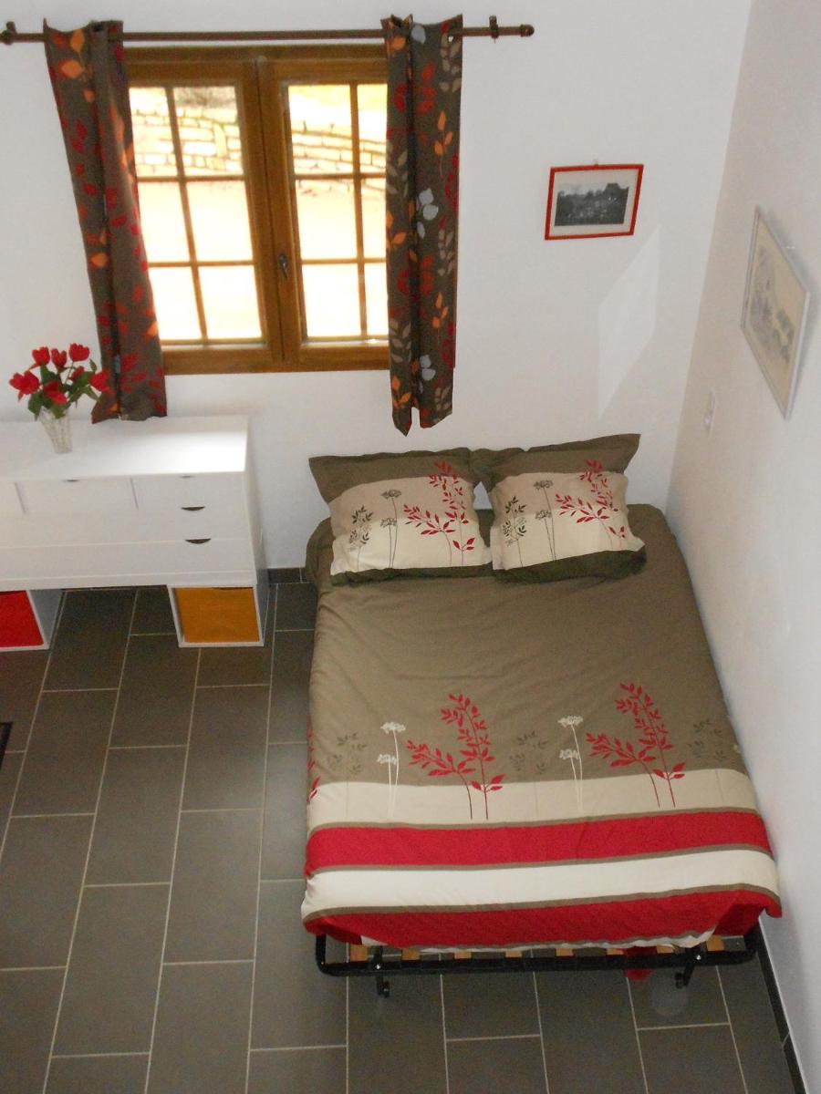 One-Bedroom House photo 3