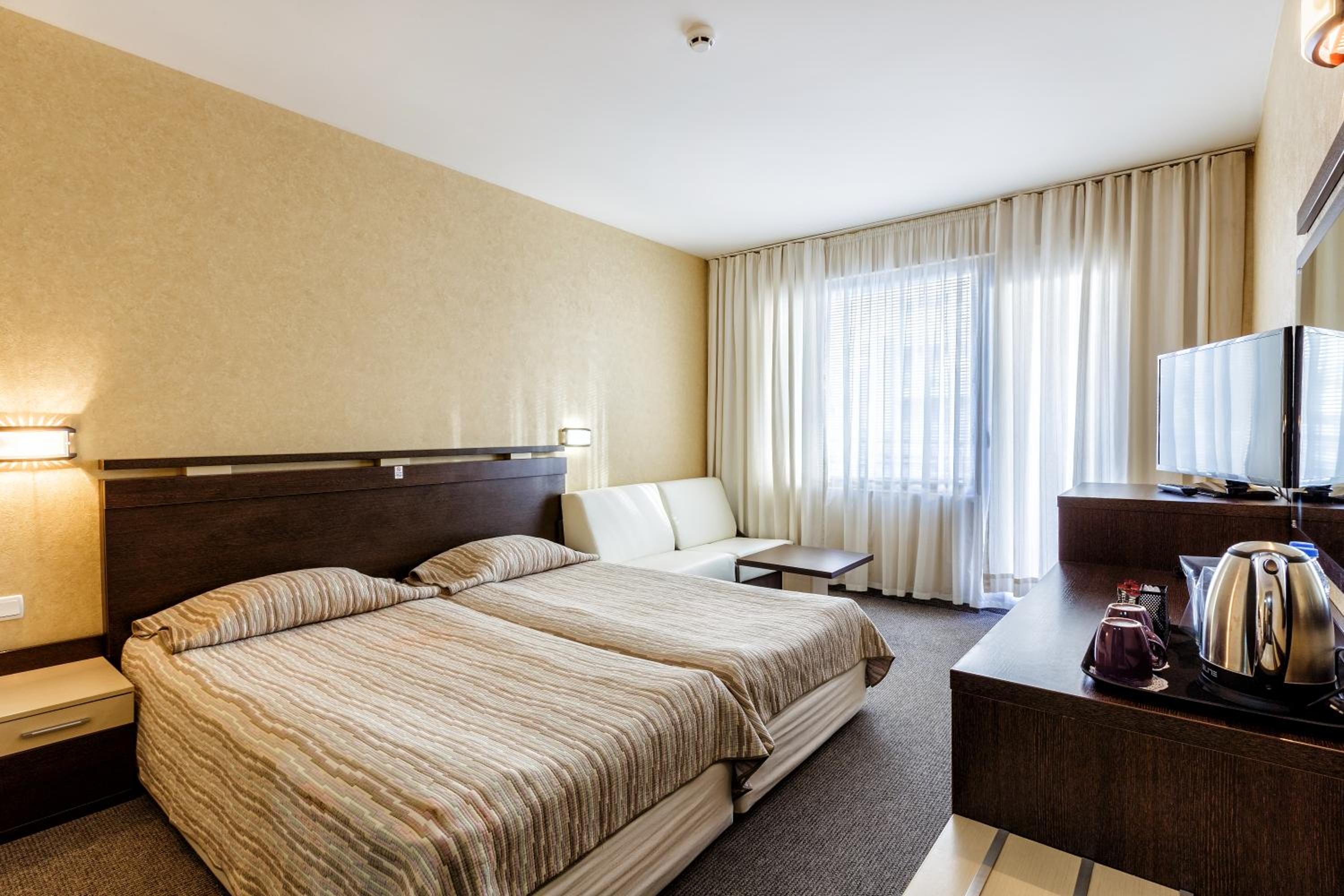 Superior Twin Room photo 1